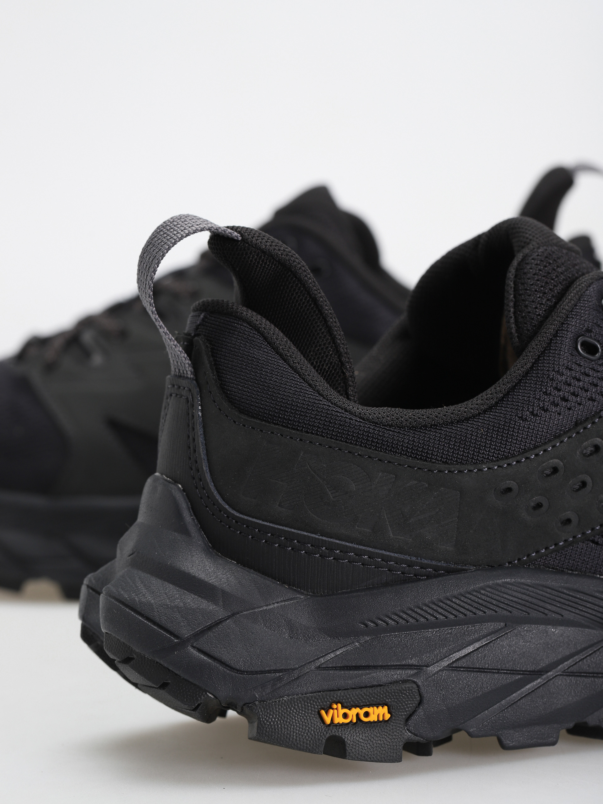 Hoka One One Anacapa Breeze Low Cipők (black/black)