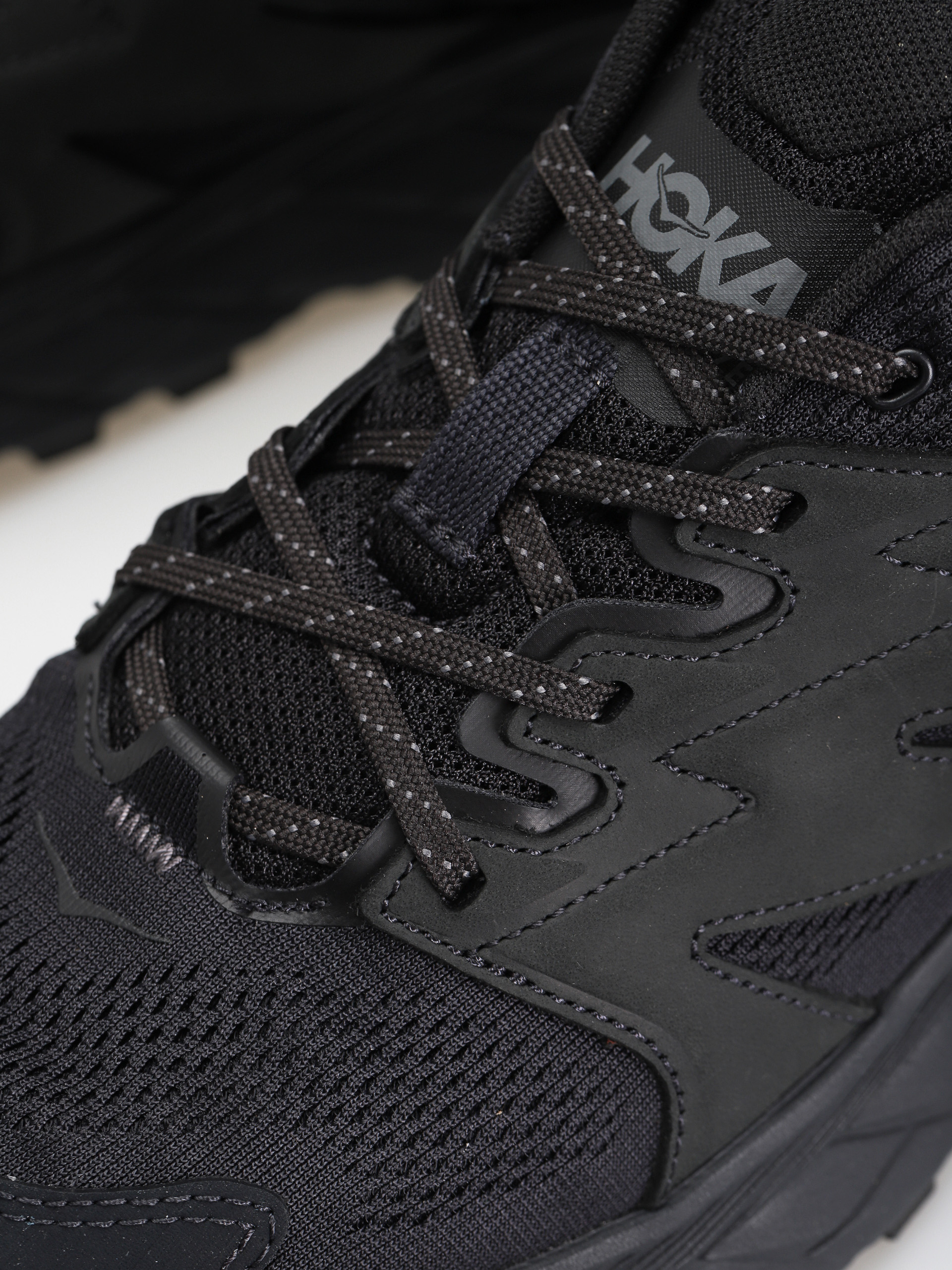 Hoka One One Anacapa Breeze Low Cipők (black/black)