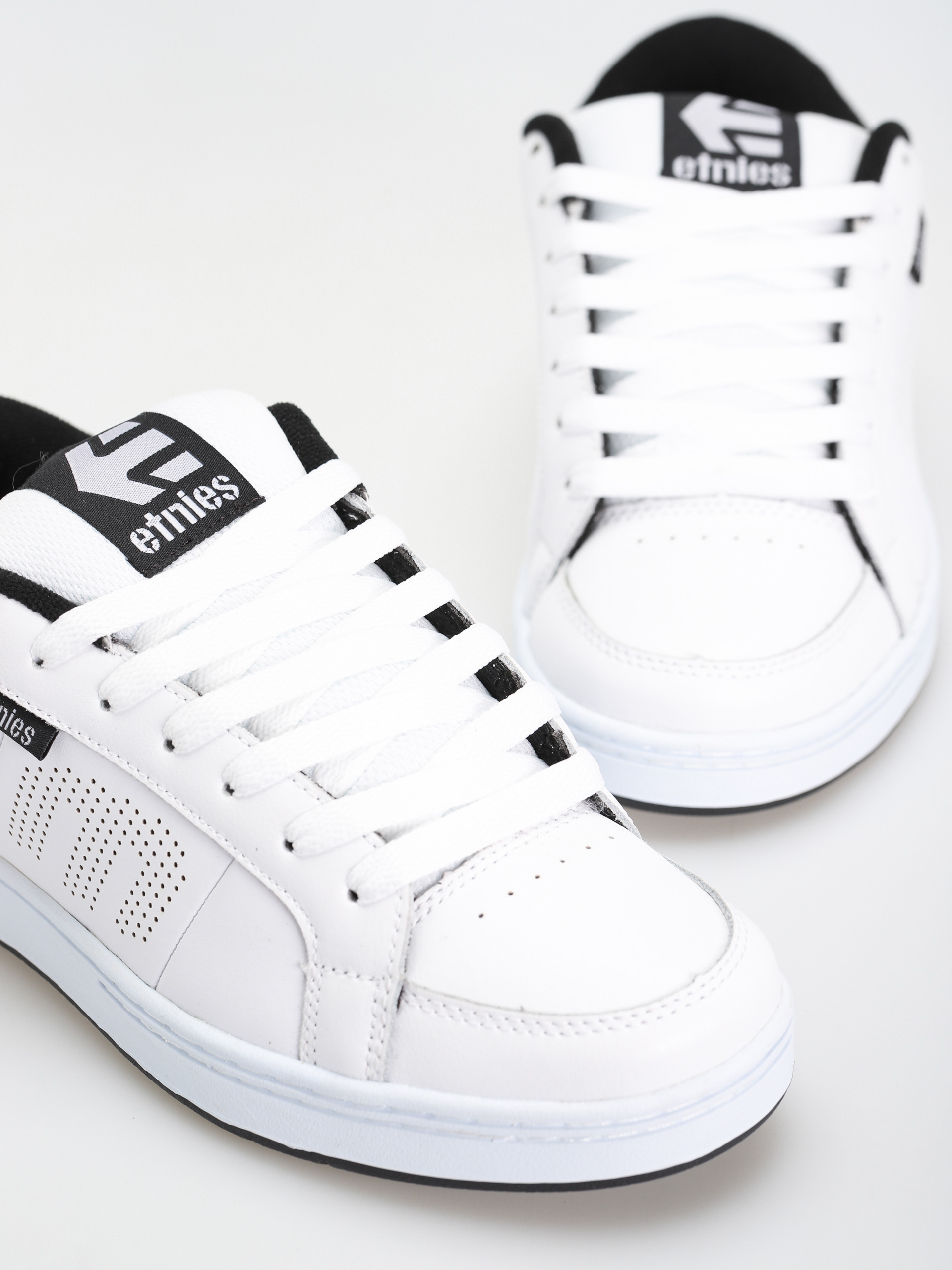 Etnies Kingpin Cipők (white/black)