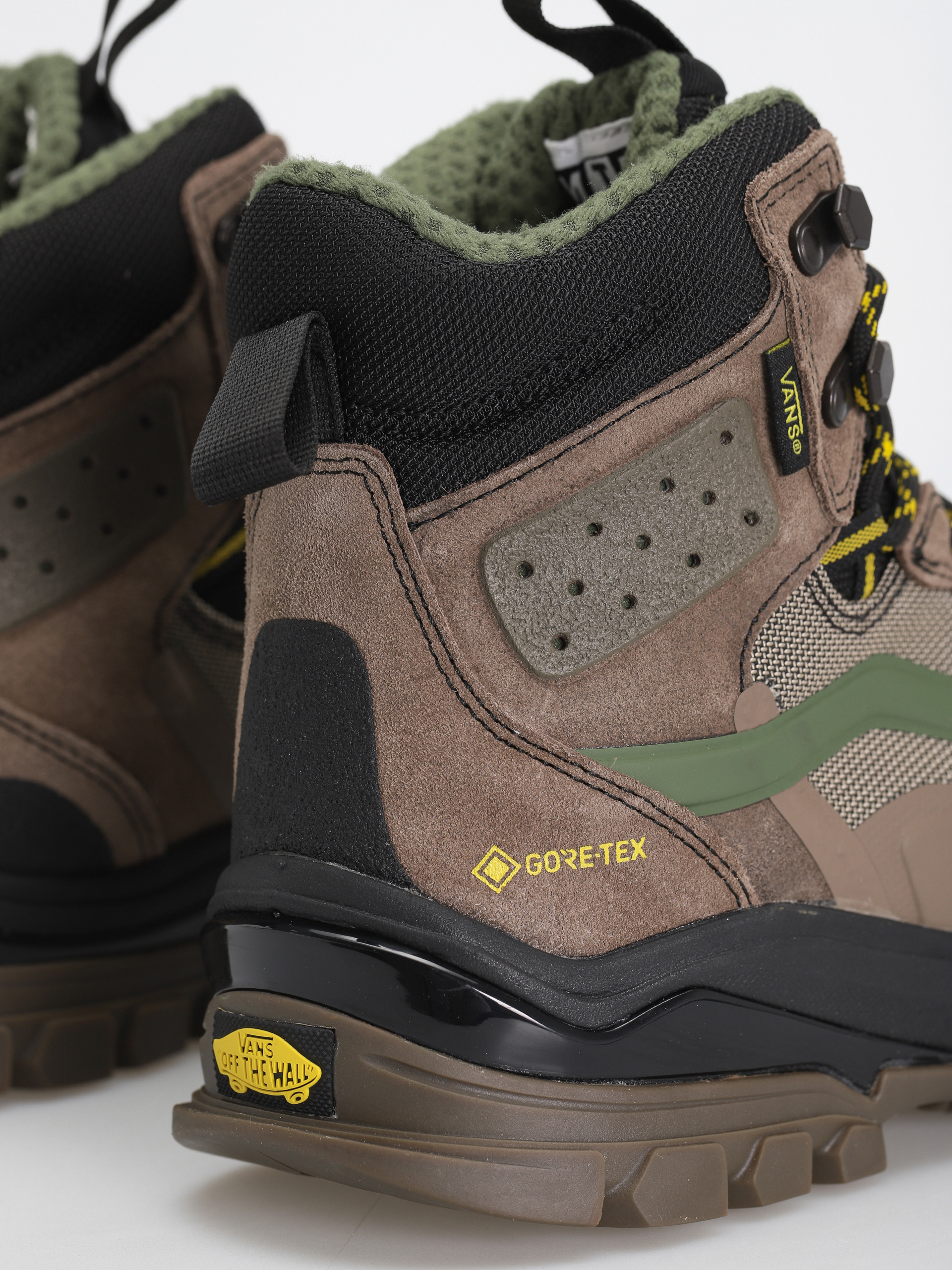 Vans Ultrarange Exo Hi Gore Tex MTE 3 Cipők (walnut/gum)