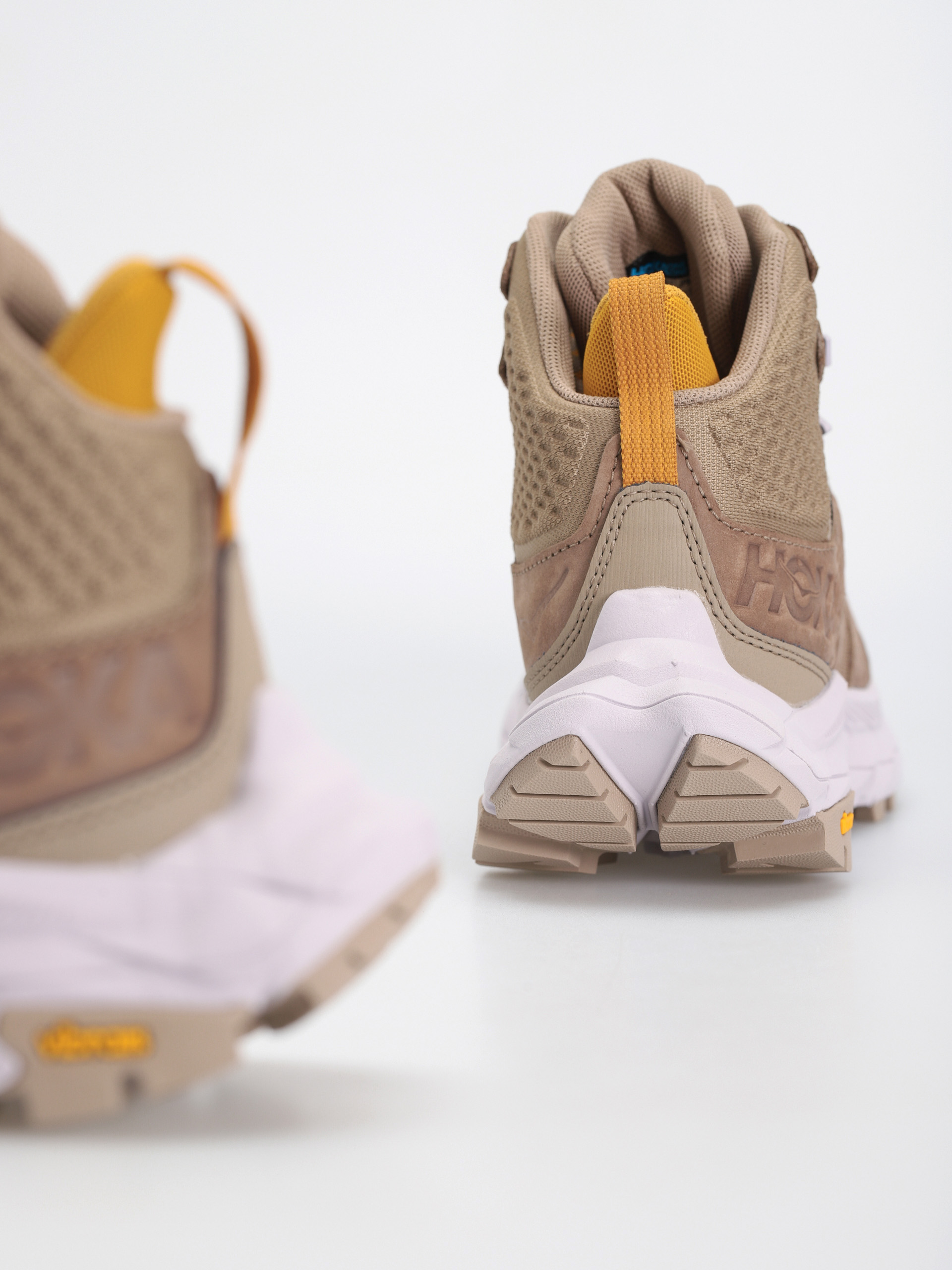 Hoka One One Anacapa Mid GTX Cipők Wmn (dune/lilac marble)