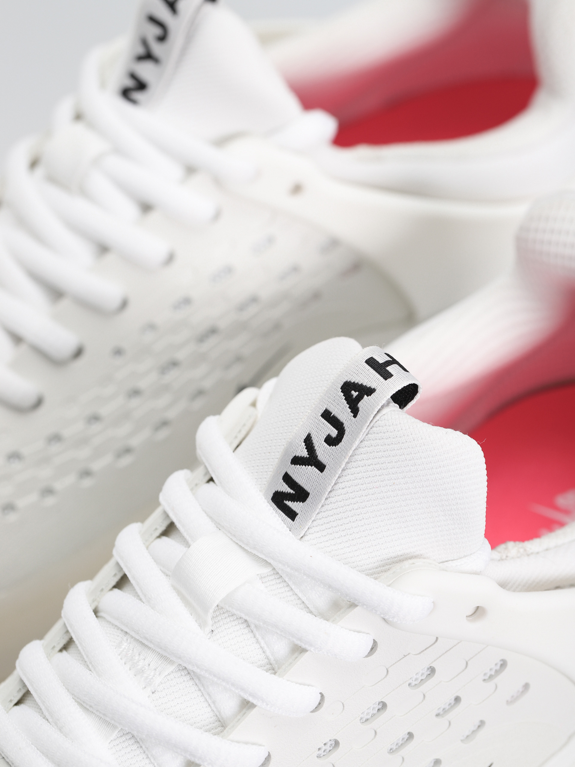 Nike SB Zoom Nyjah 3 Cipők (white/black summit white hyper pink)