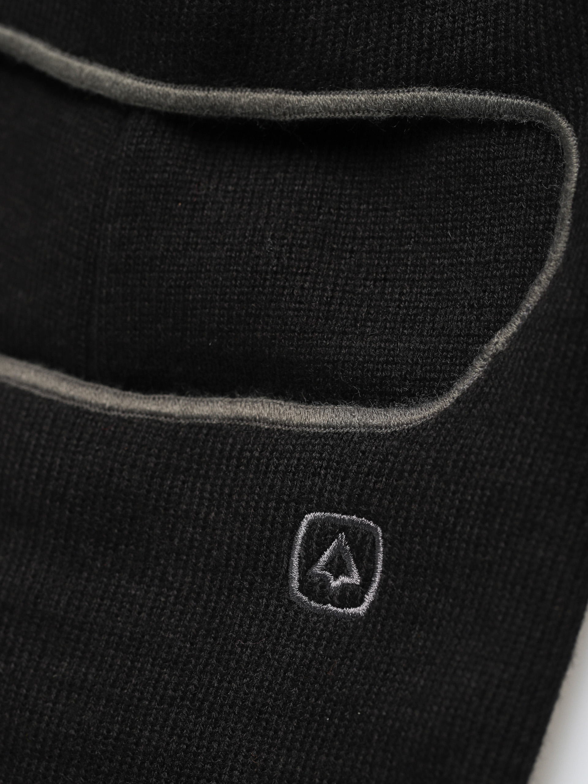 Coal Kominiarka The Uniform Kendő (black)