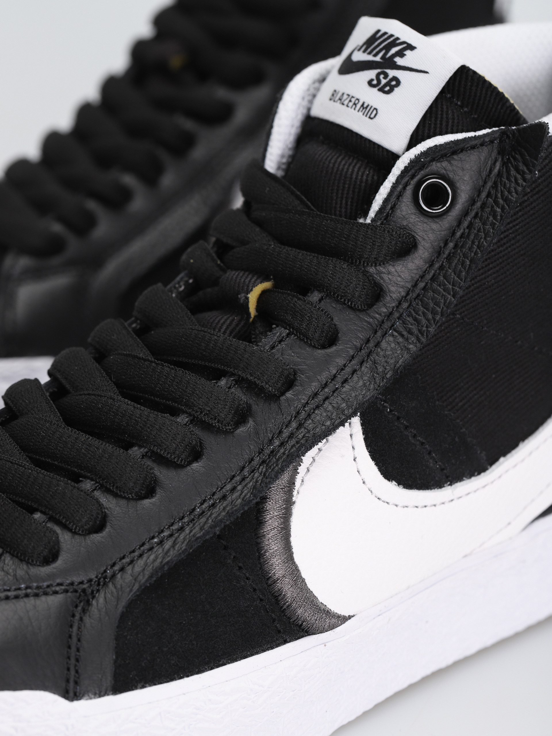 Nike SB Zoom Blazer Mid Prm Plus Cipők (black/white)