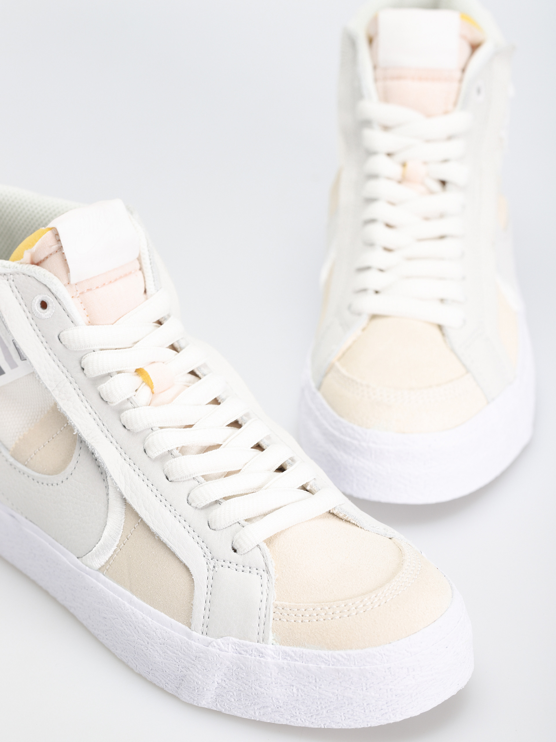 Nike SB Zoom Blazer Mid Prm Cipők (summit white/summit white)