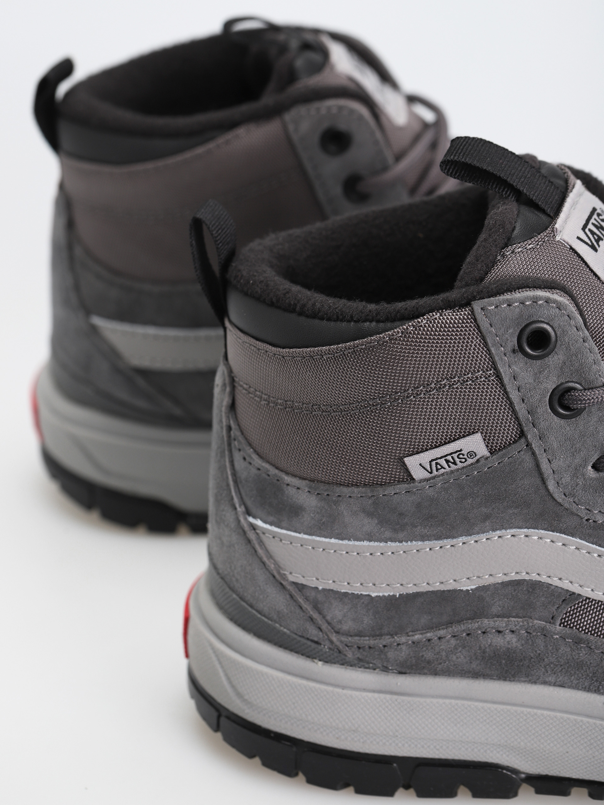 Vans Ultrarange Exo Hi MTE 1 Cipők (pewter)