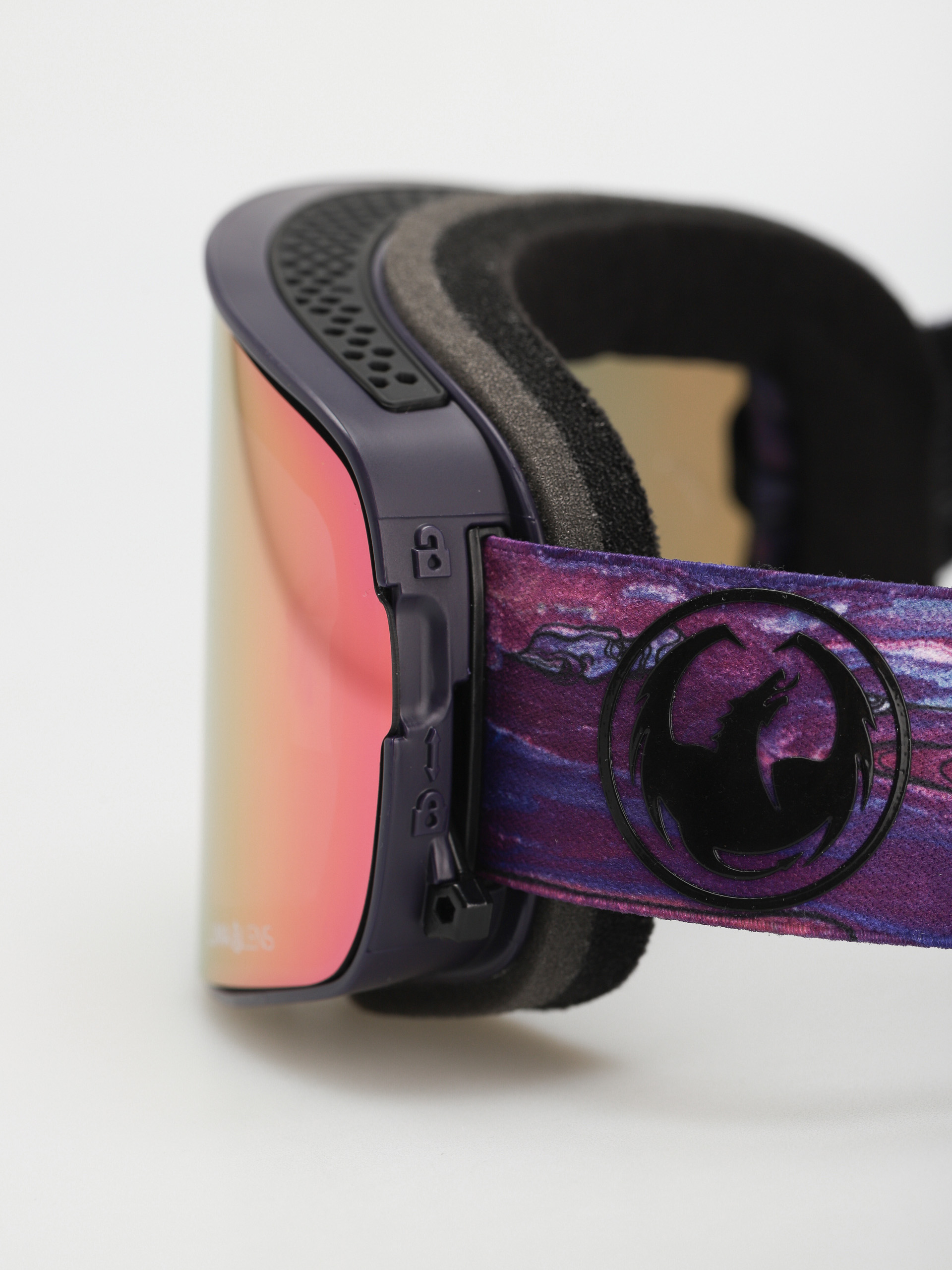 Dragon NFX2 Snowboard szemüveg (benchetsig22/lumalens purple ion/lumalens amber)