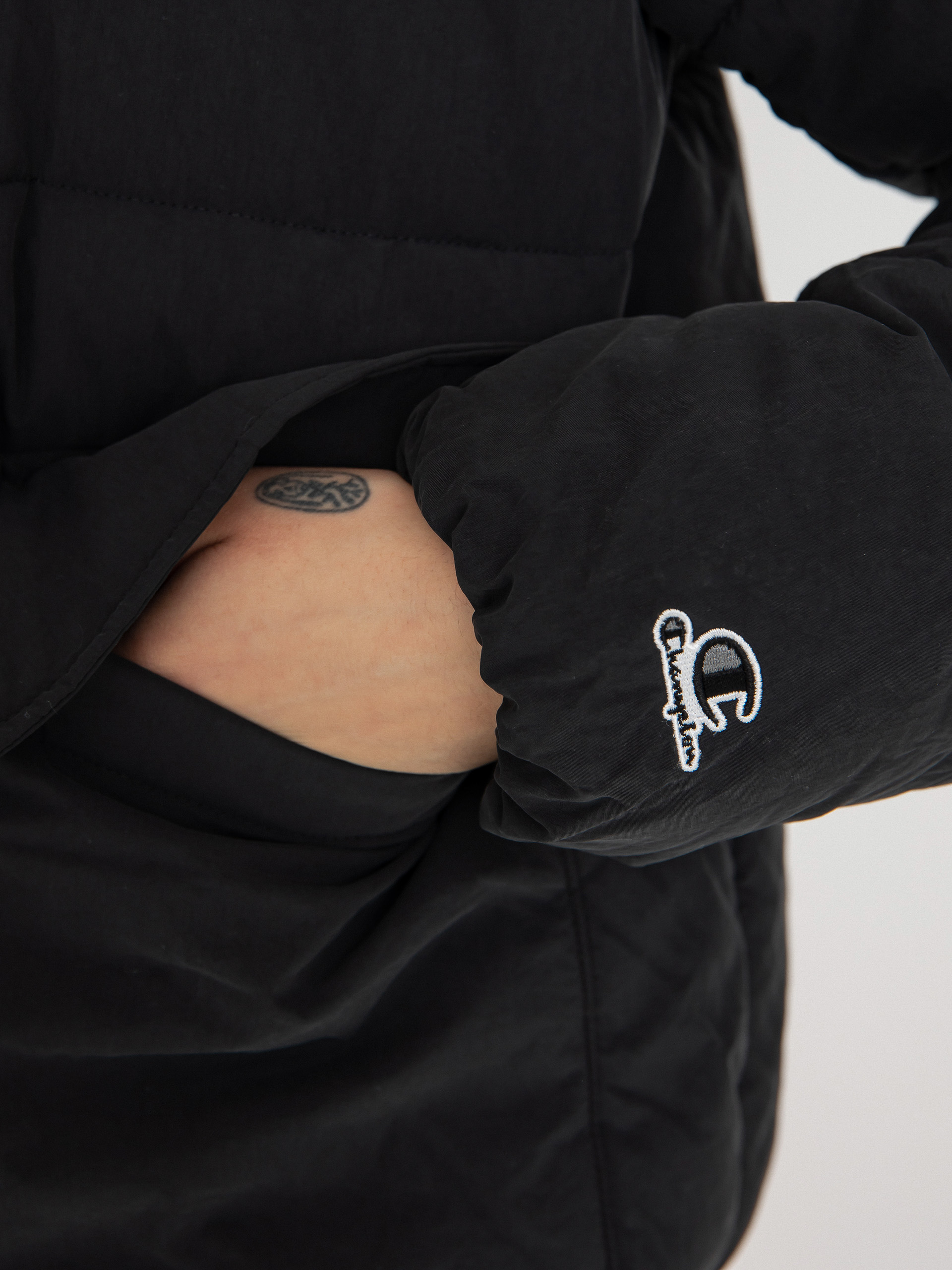 Champion Hooded Jacket 115758 Dzseki Wmn (nbk)