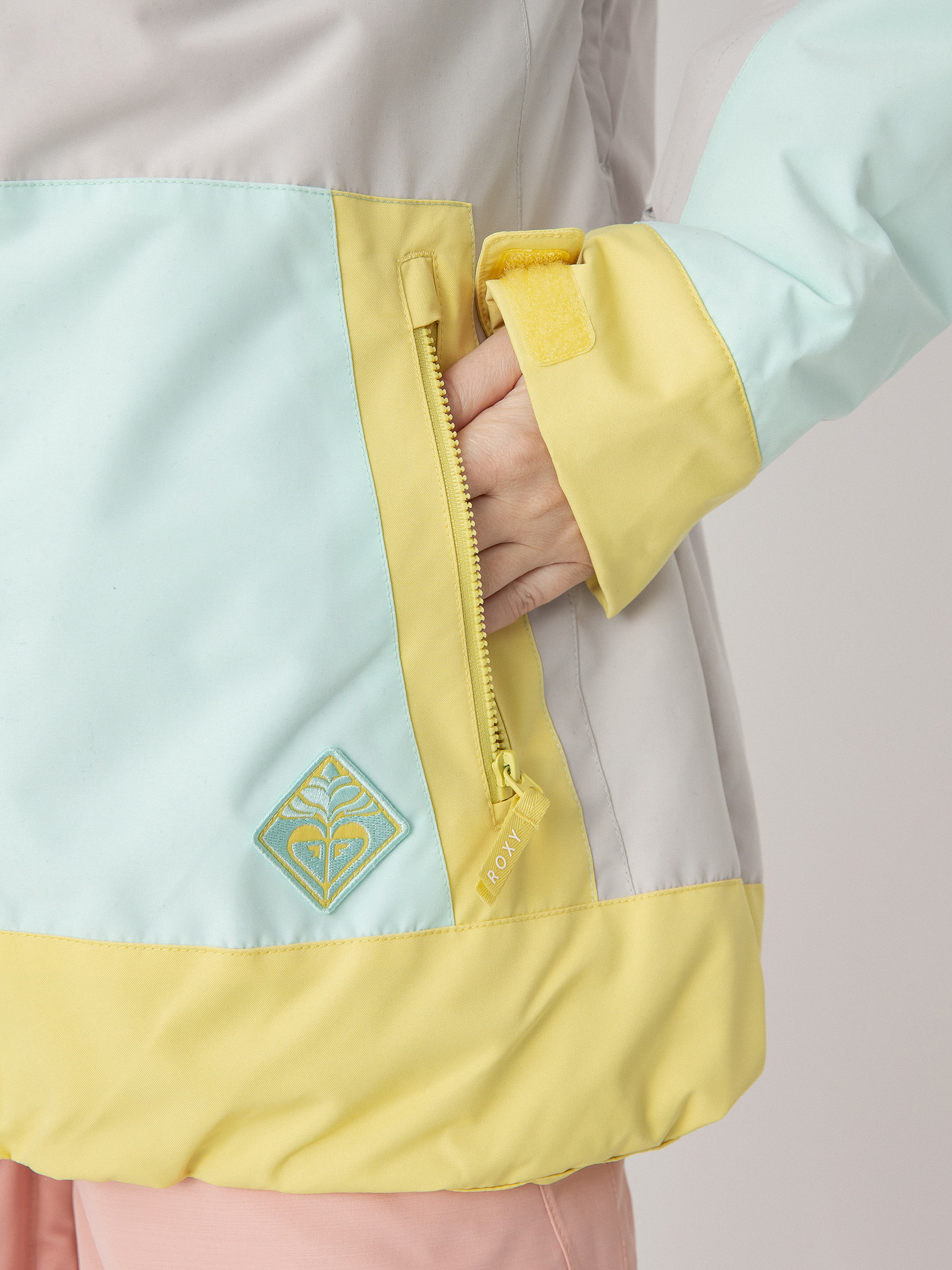 Női Roxy Ravine Hoodie Snowboard dzseki (gray violet)