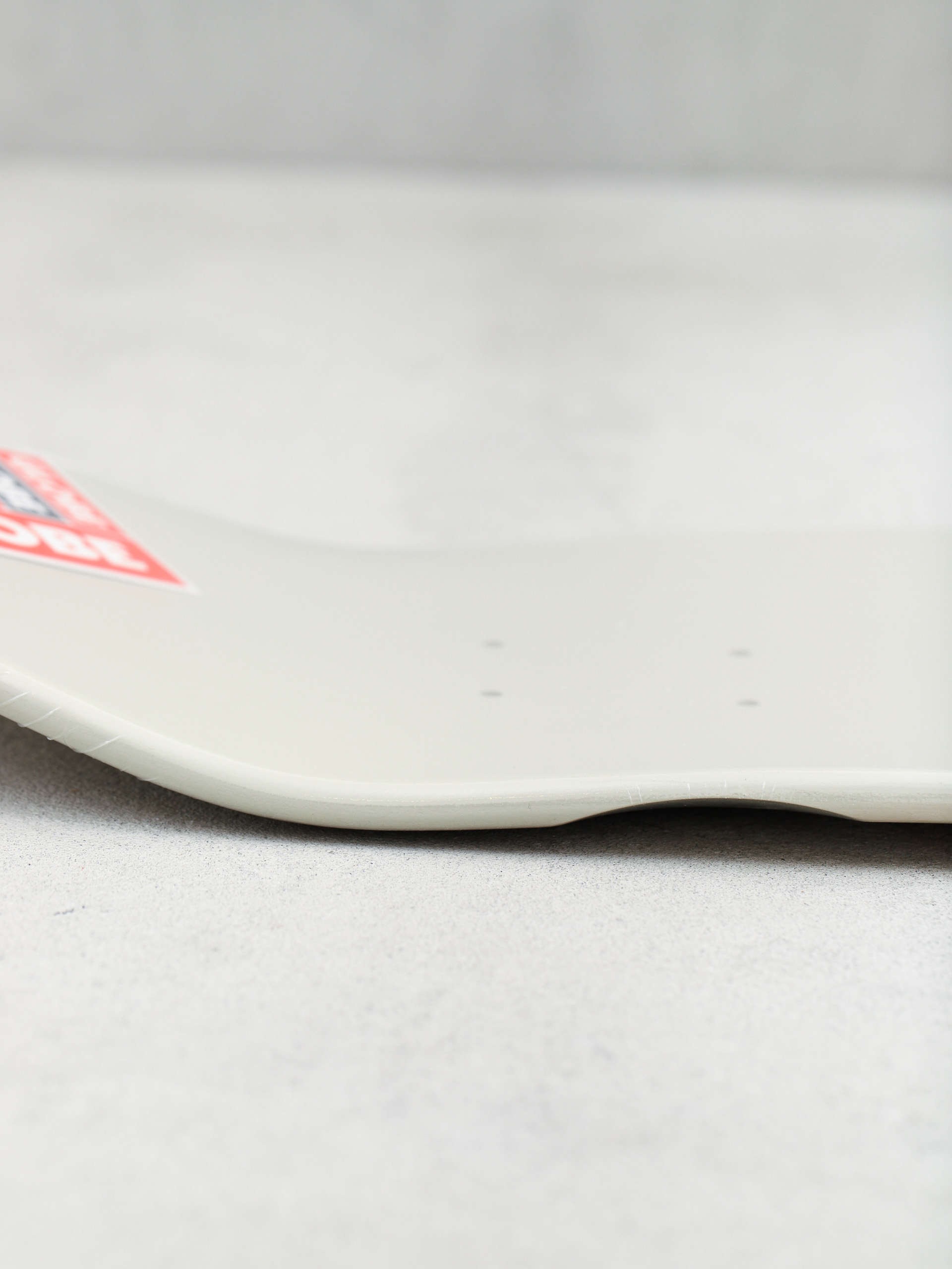 Globe Eggy Gördeszka lap (off white/the lot)