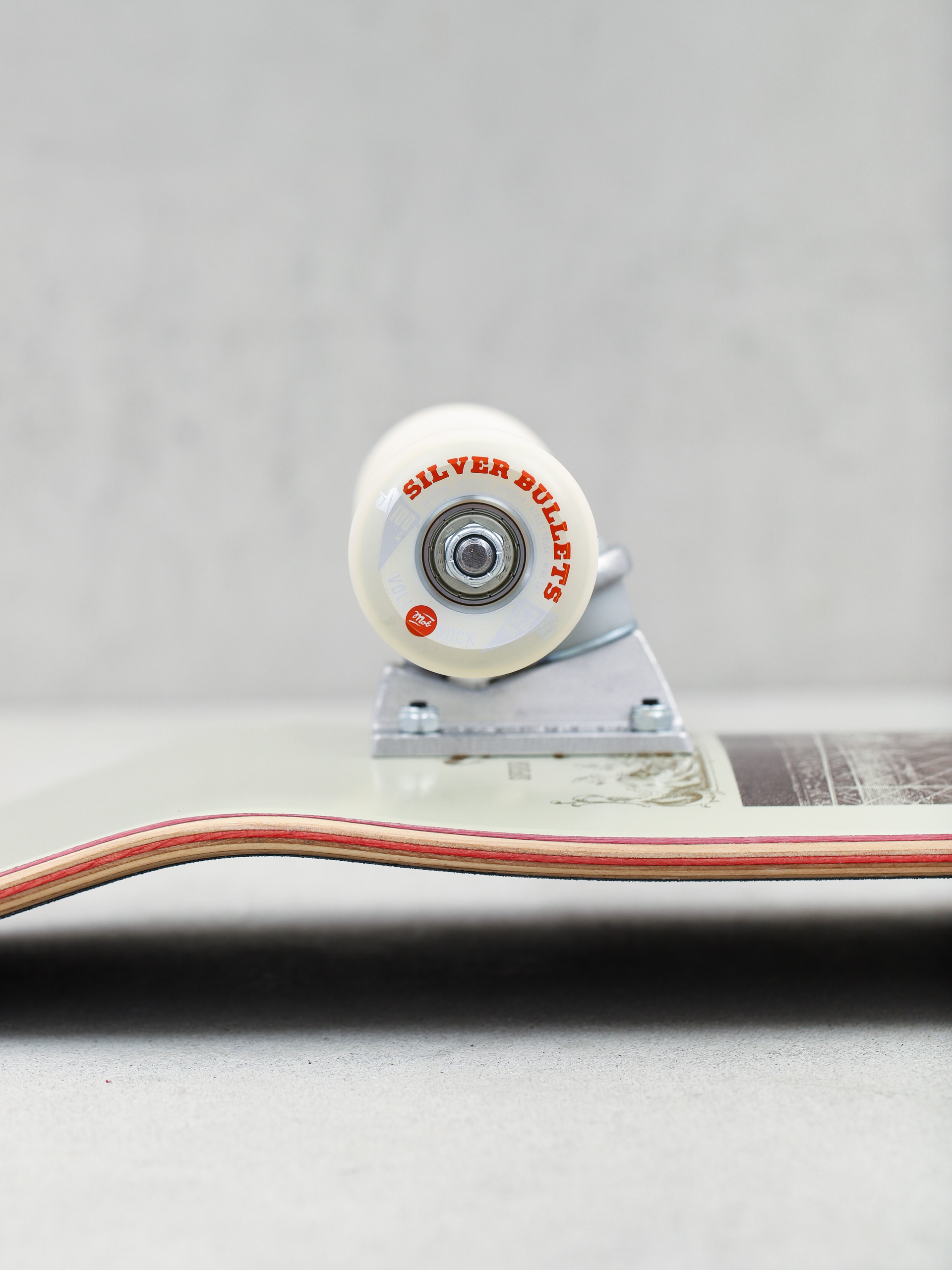 Mob Skateboards Sideshow Komplett gördeszka (beige)