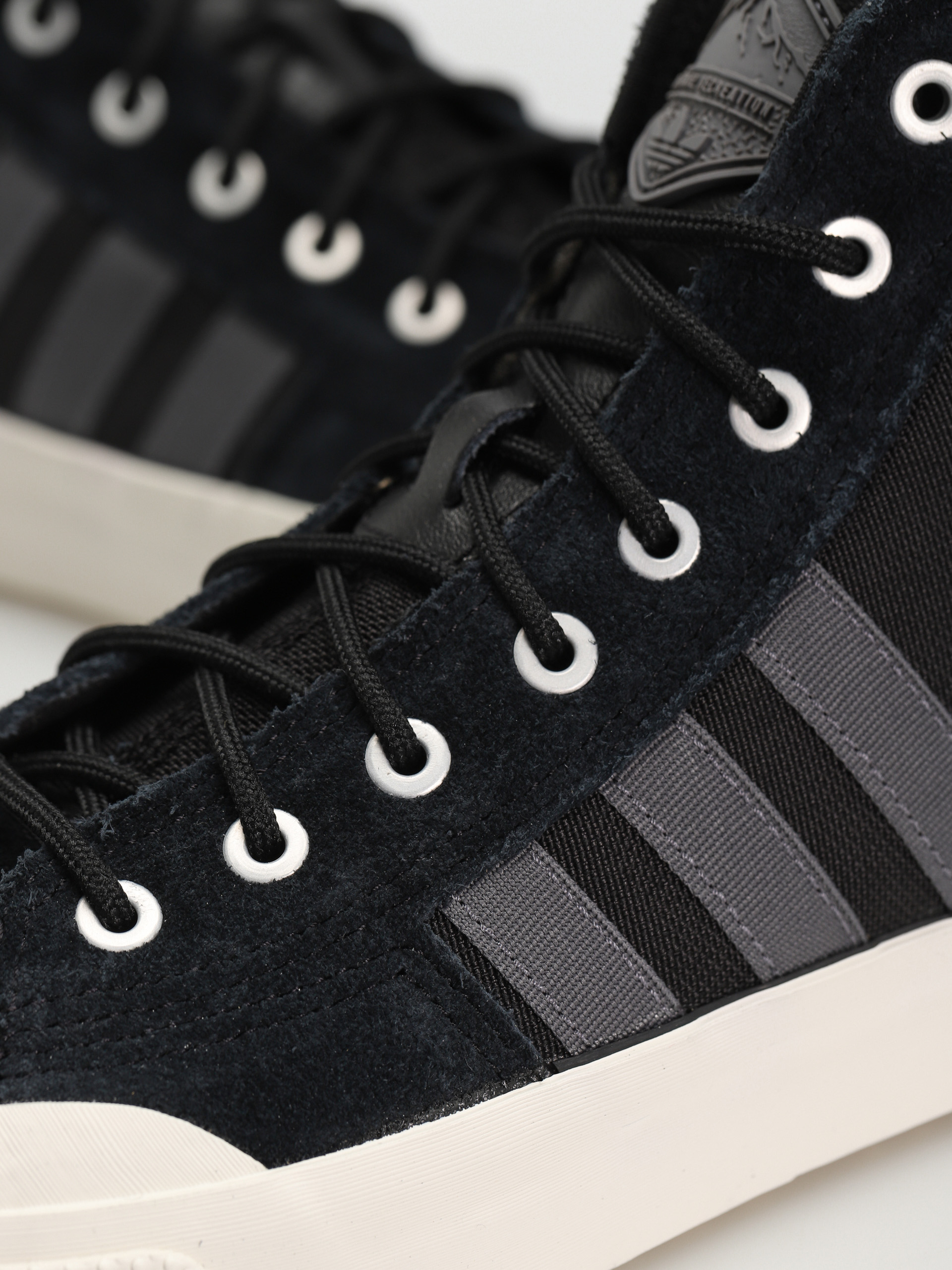 adidas Originals Nizza Hi Rf Atr Cipők (cblack/cwhite/grefiv)