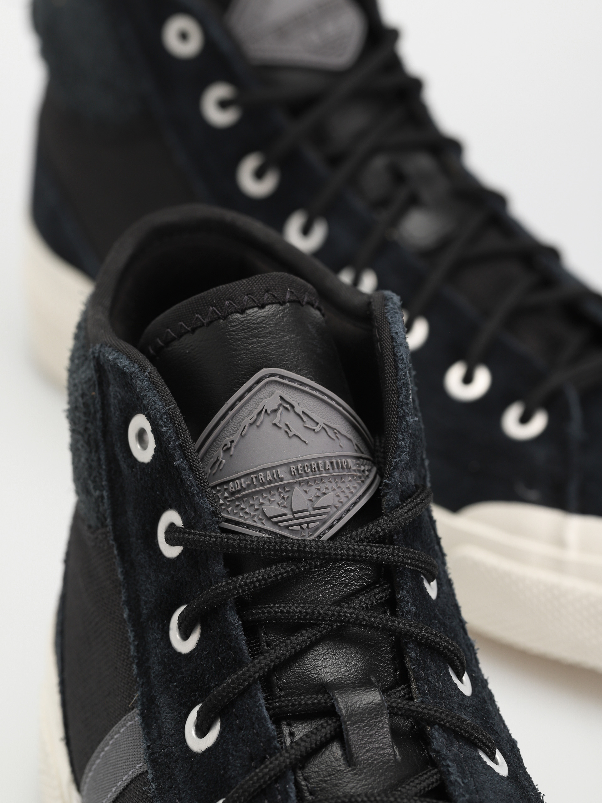 adidas Originals Nizza Hi Rf Atr Cipők (cblack/cwhite/grefiv)