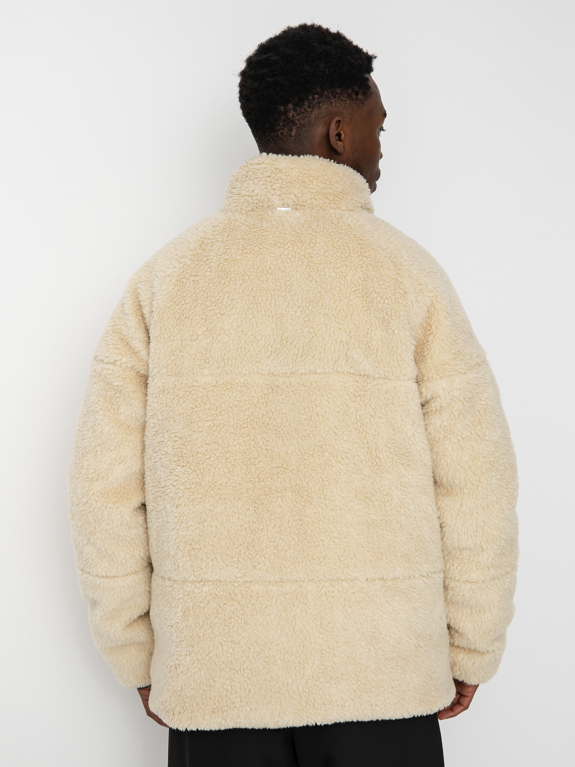 Patagonia Reversible Silent Down Dzseki (new navy)