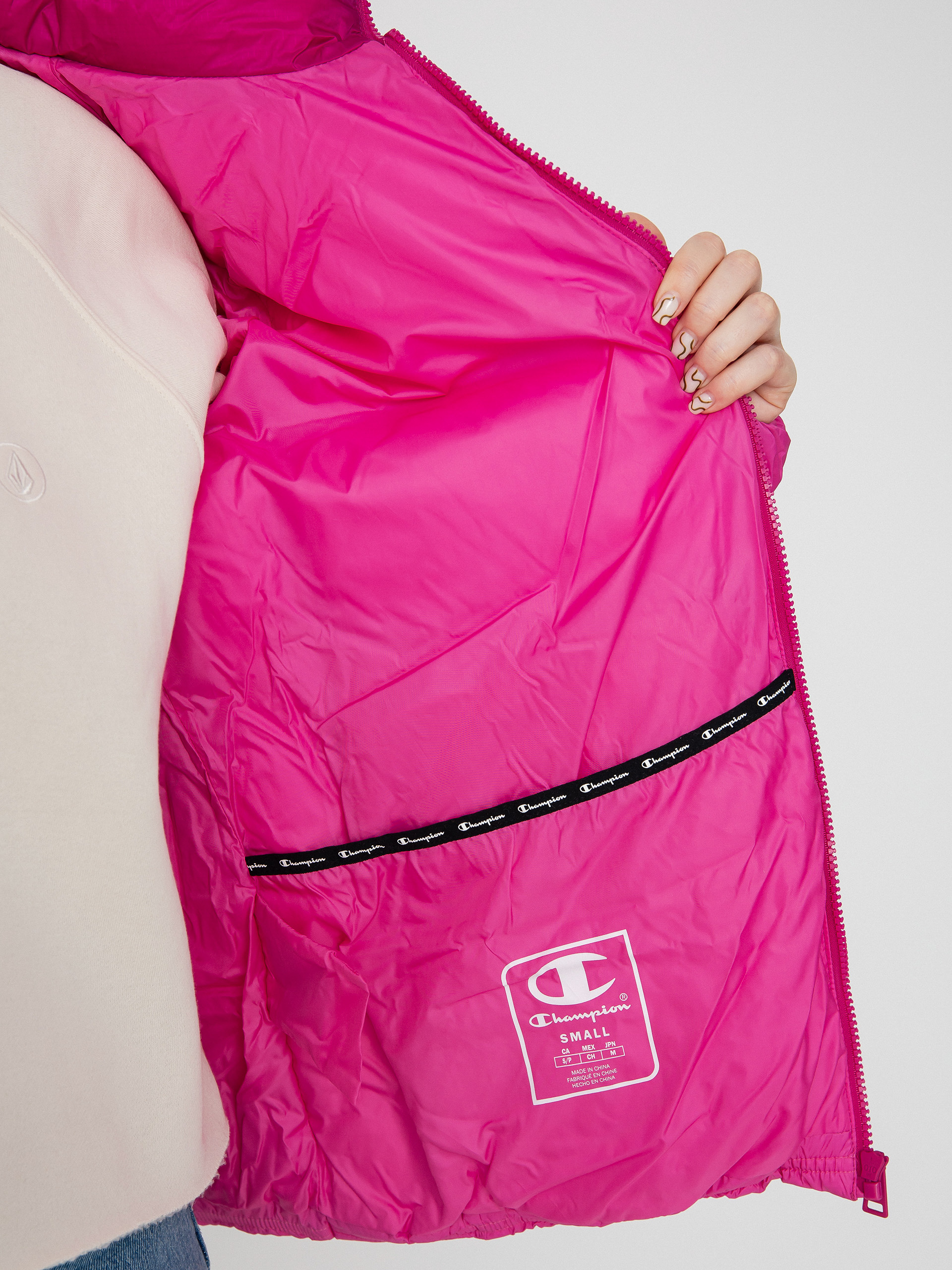 Champion Legacy Polyfilled Jacket 115756 Dzseki Wmn (rro/amr)