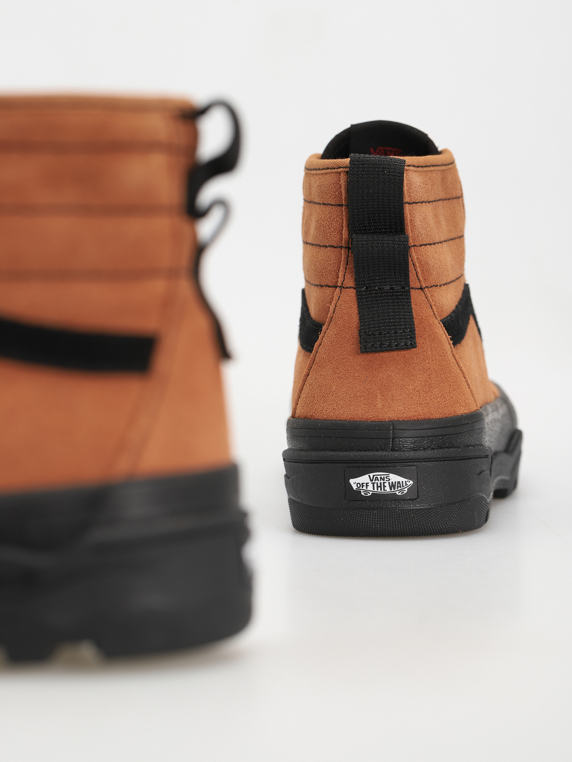 Vans Sentry Sk8 Hi Wc Cipők (hiker suede brown/black)