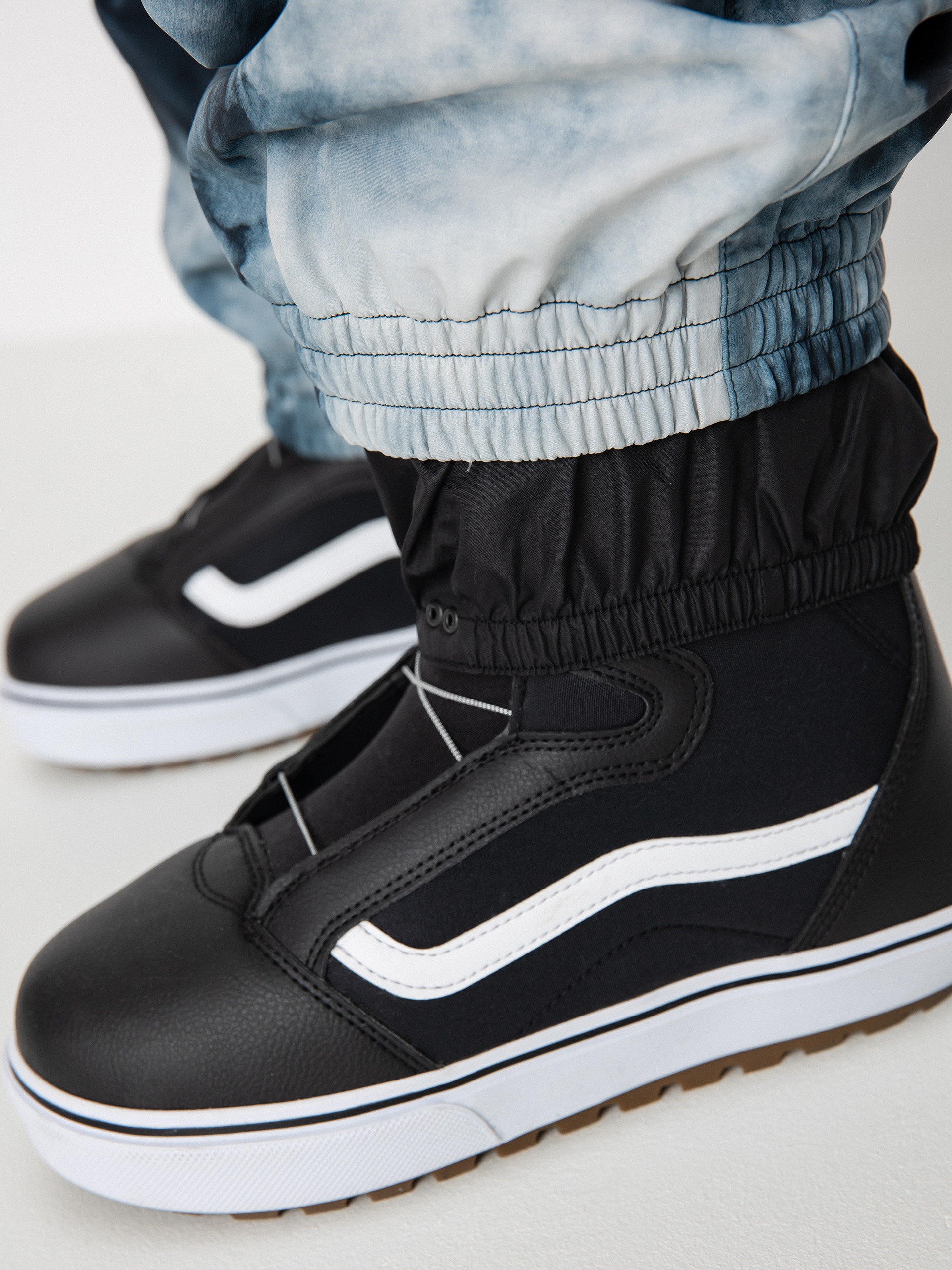 Női Volcom Dust Up Bonded Snowboard nadrág (storm tie dye)