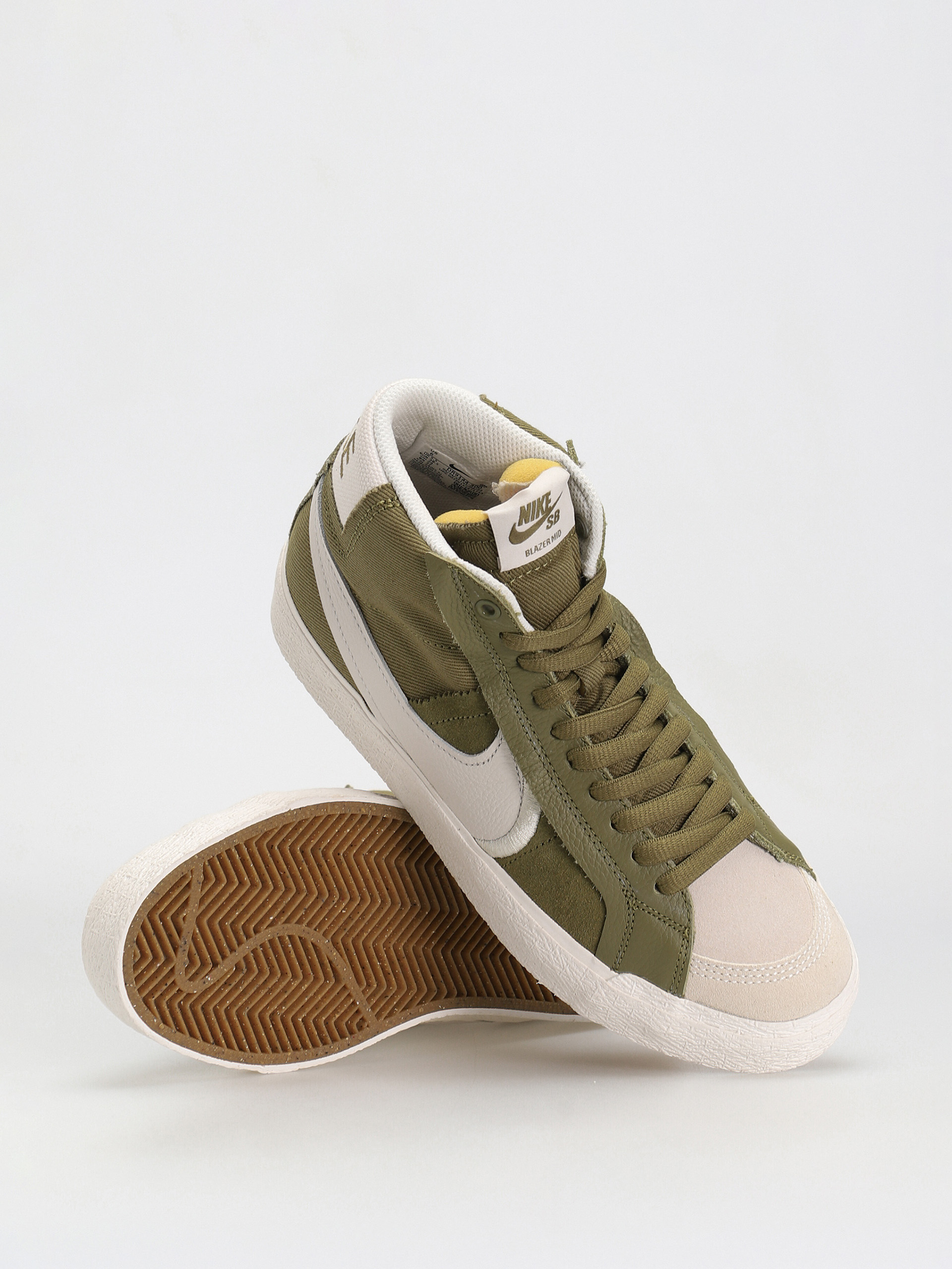 Nike SB Zoom Blazer Mid Prm Plus Cipők (pilgrim/phantom)