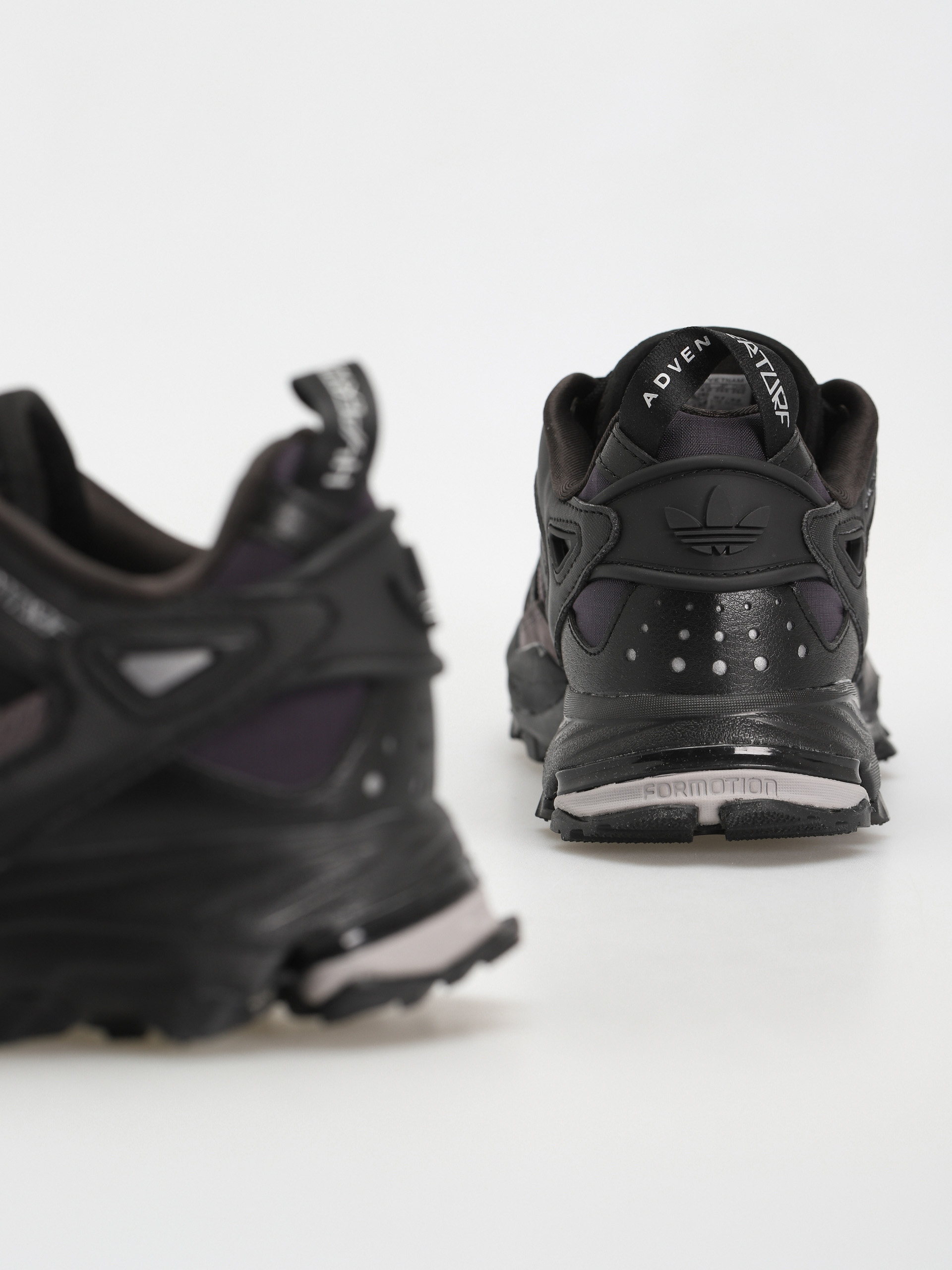 adidas Originals Hyperturf Cipők (cblack/silvmt/tragre)