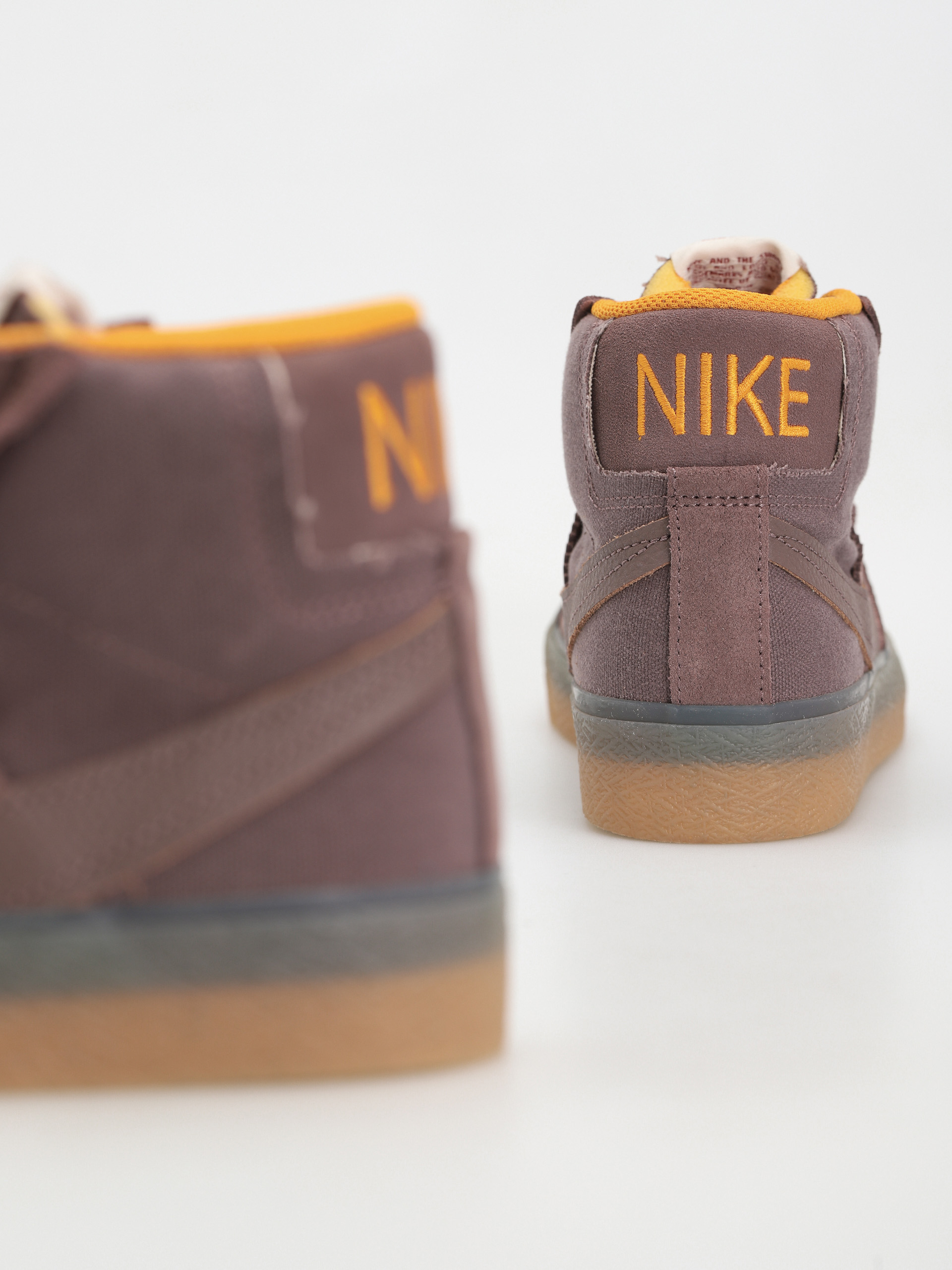 Nike SB Zoom Blazer Mid Premium Cipők (plum eclipse/plum eclipse kumquat)