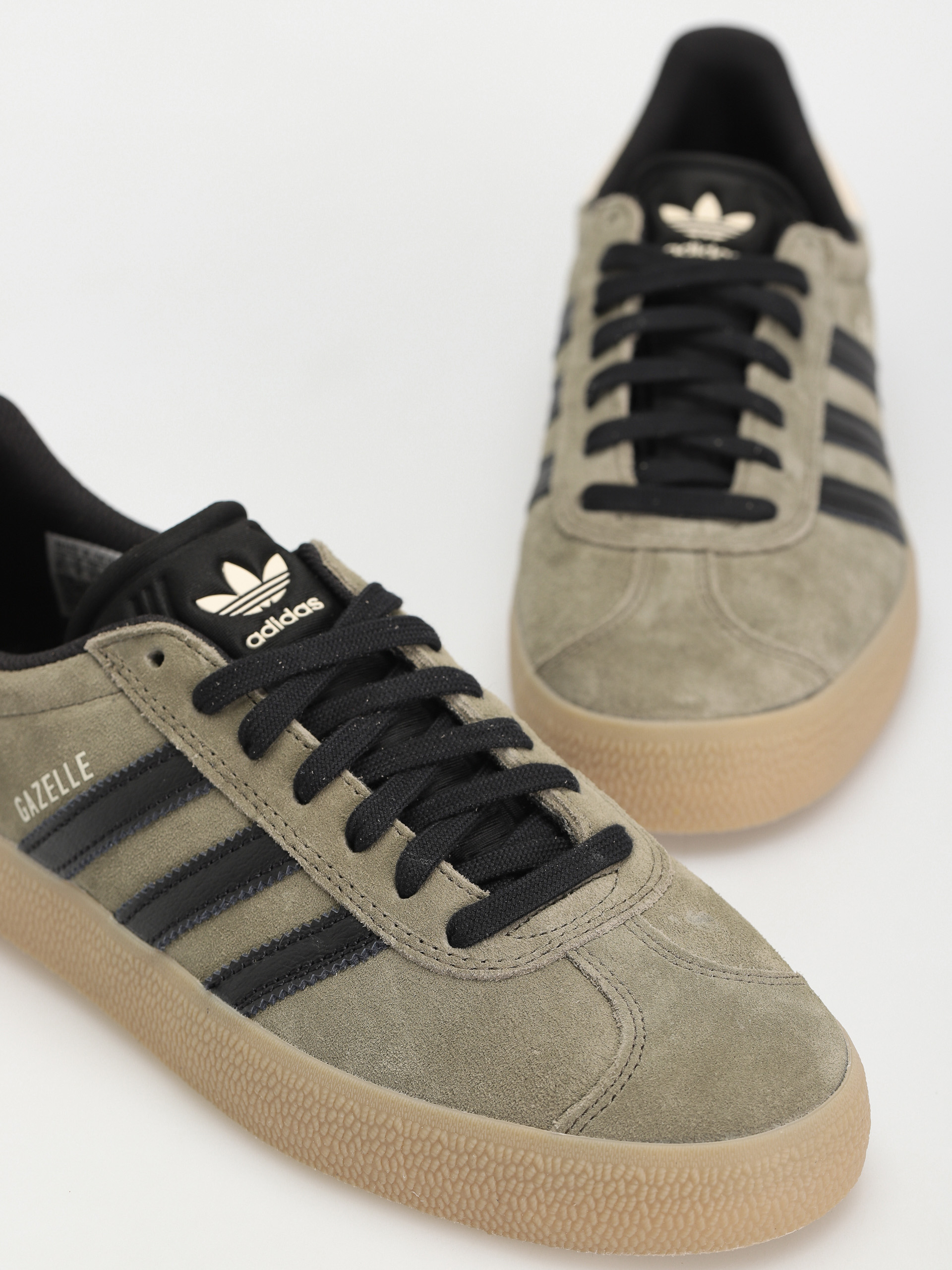 adidas Gazelle Adv Cipők (olistr/cblack/ecrtin)