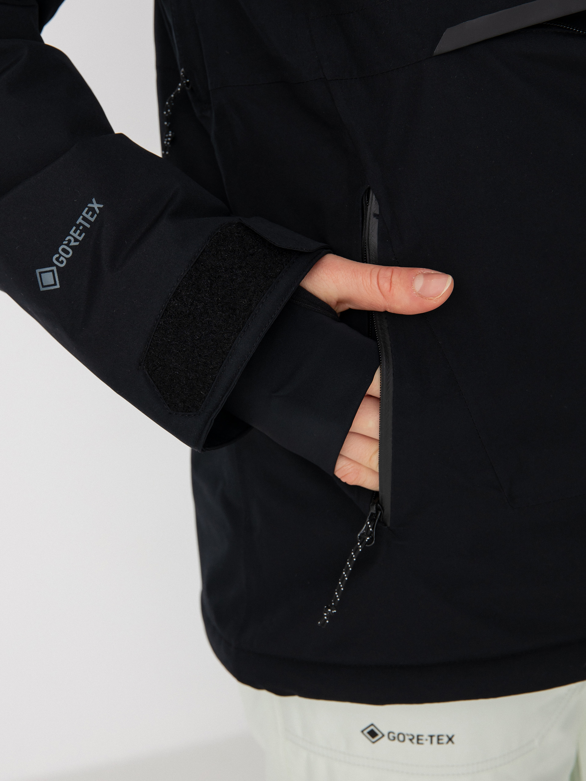 Női Volcom Fern Ins Gore Pullover Snowboard dzseki (black)