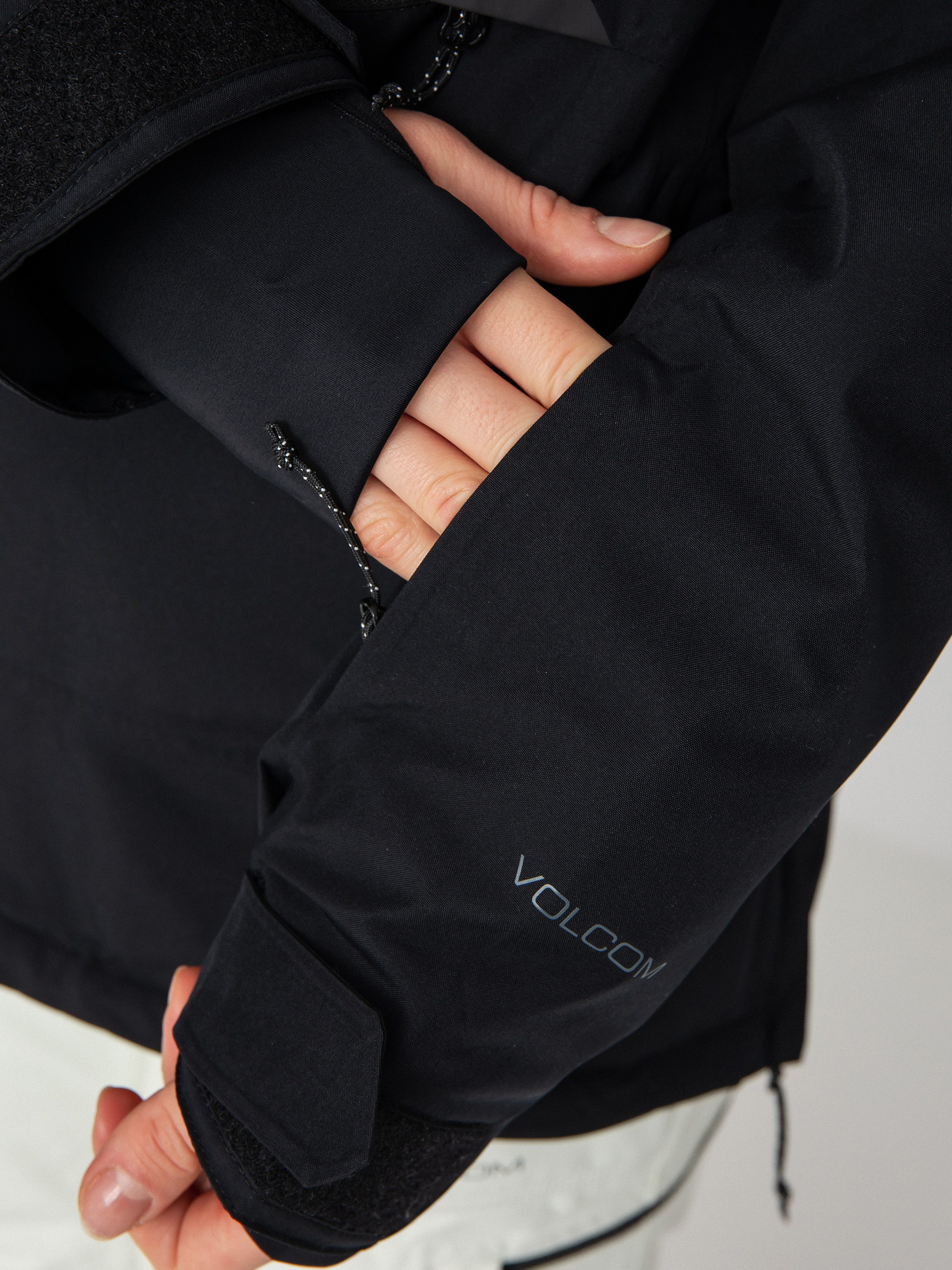 Női Volcom Fern Ins Gore Pullover Snowboard dzseki (black)