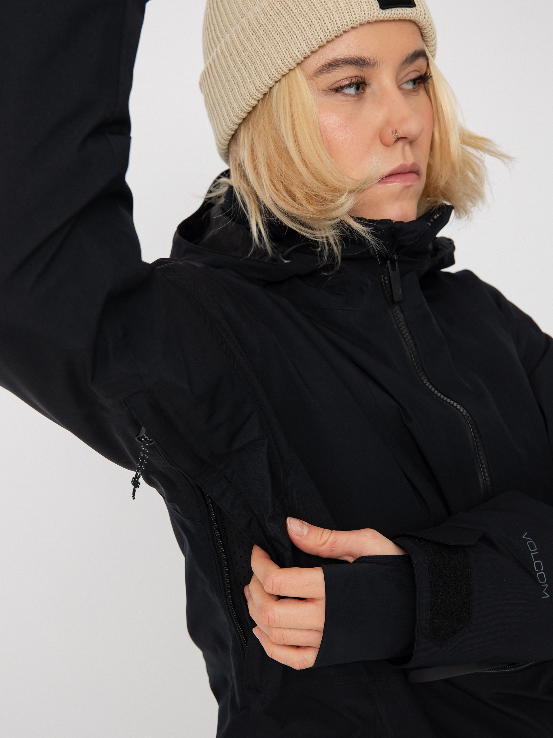 Női Volcom Fern Ins Gore Pullover Snowboard dzseki (black)