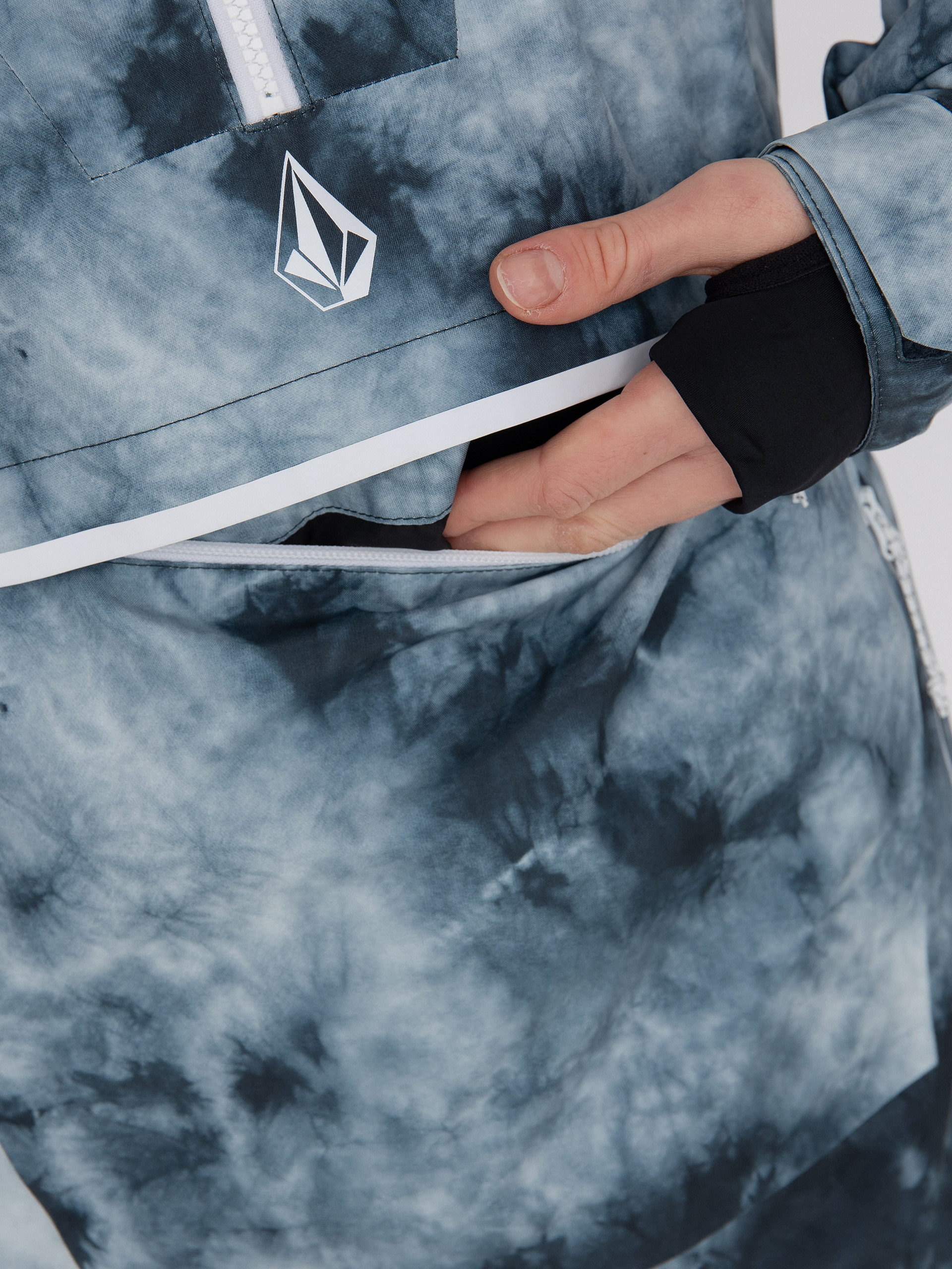 Női Volcom Fern Ins Gore Pullover Snowboard dzseki (storm tie dye)