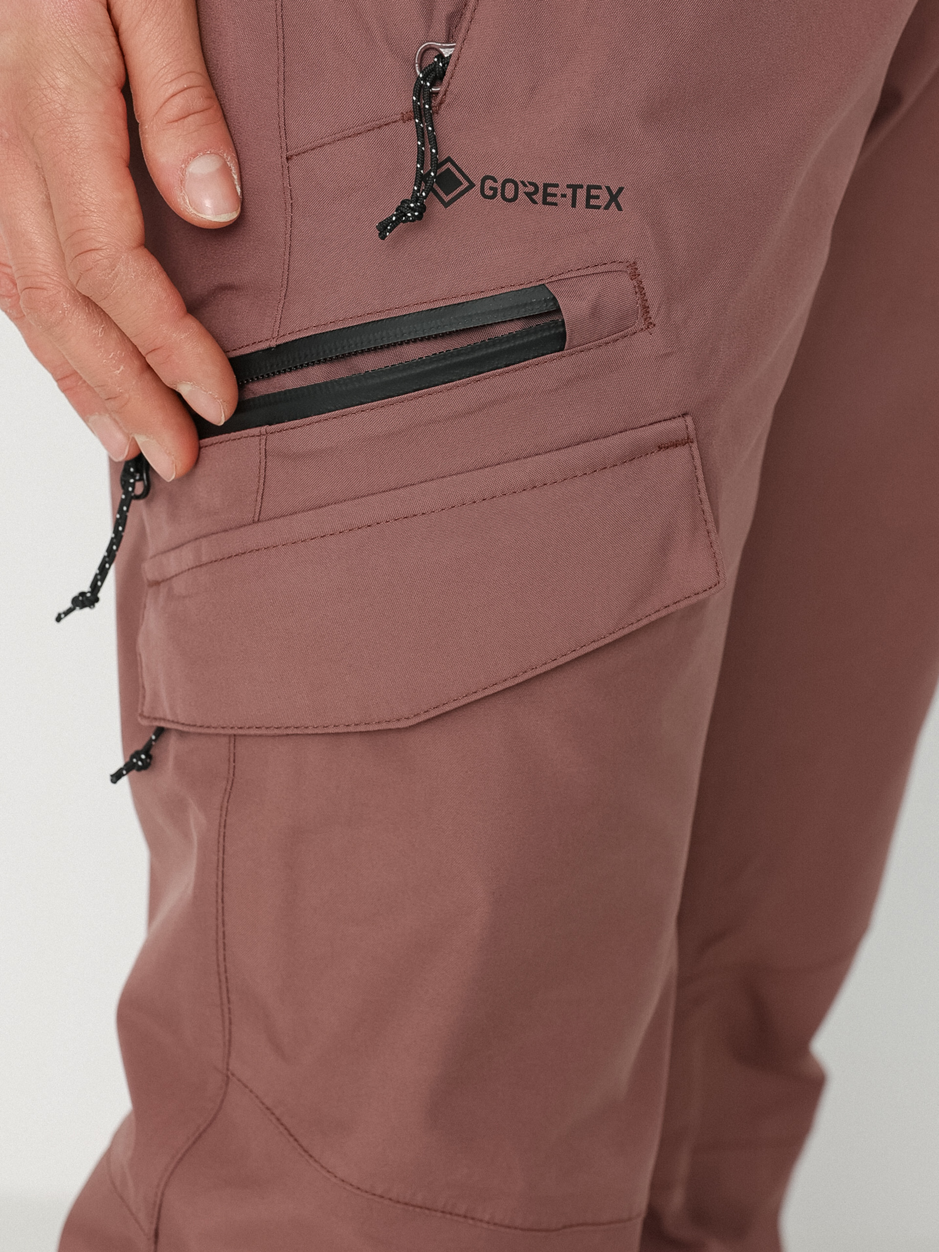 Női Volcom Aston Gore Tex Snowboard nadrág (rosewood)