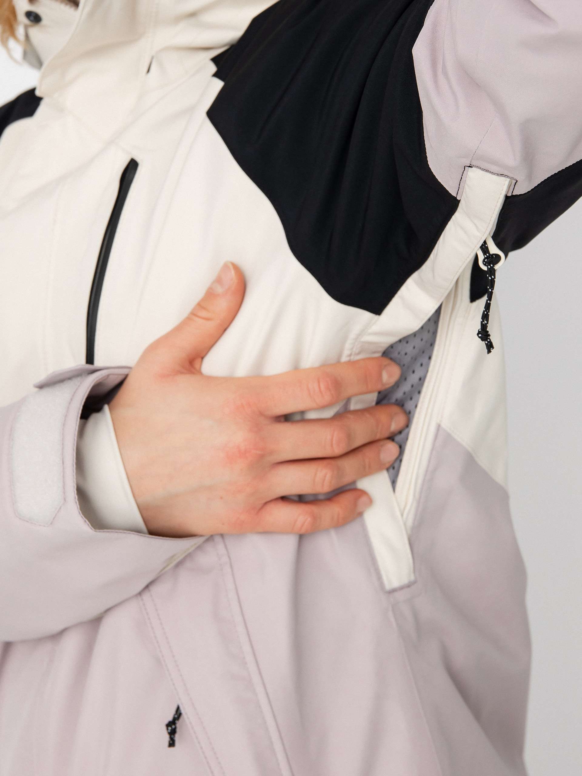 Női Volcom Aris Ins Gore Snowboard dzseki (amethyst smoke)