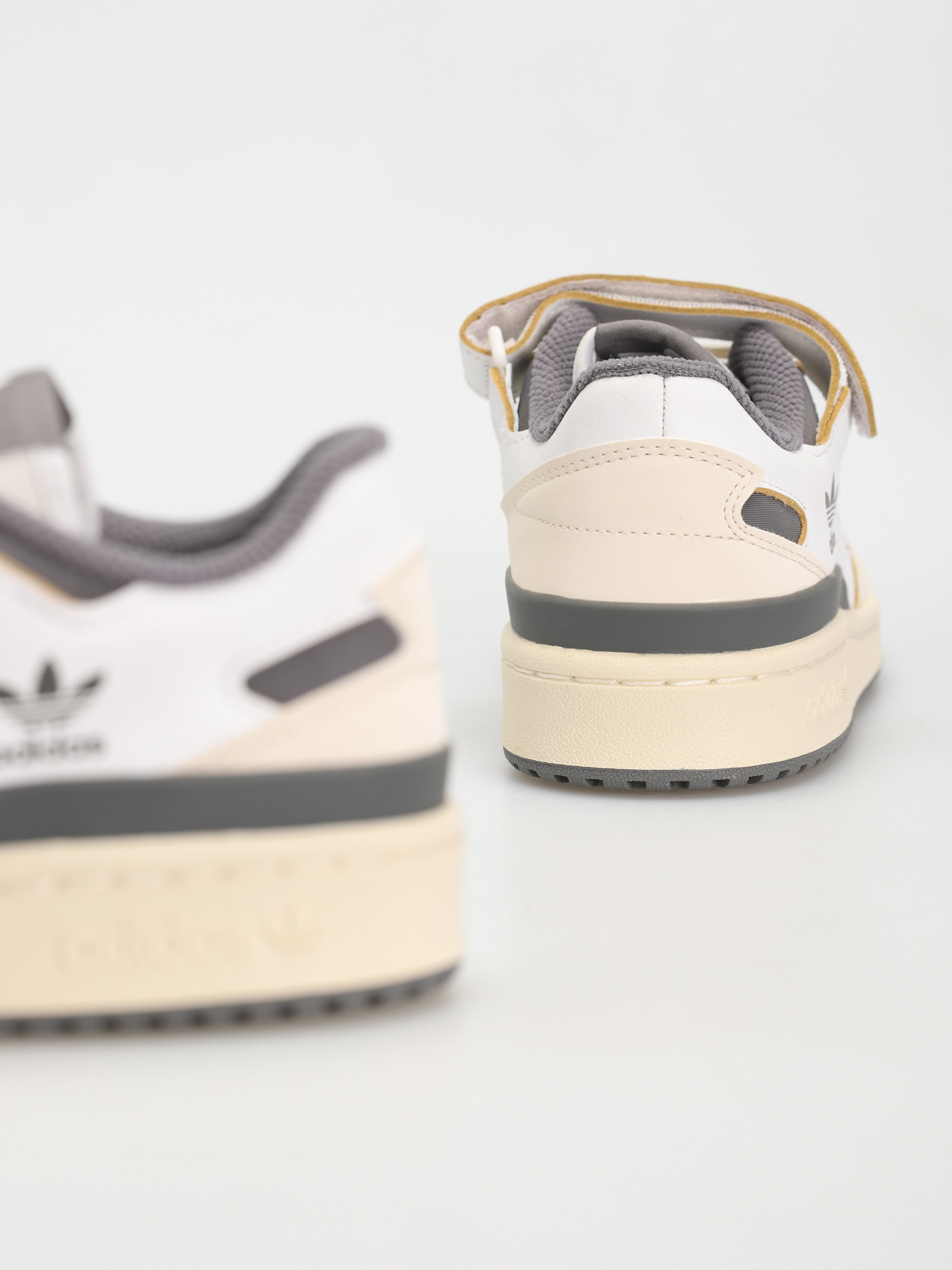 adidas Originals Forum 84 Low Cipők Wmn (owhite/grefou/ftwwht)