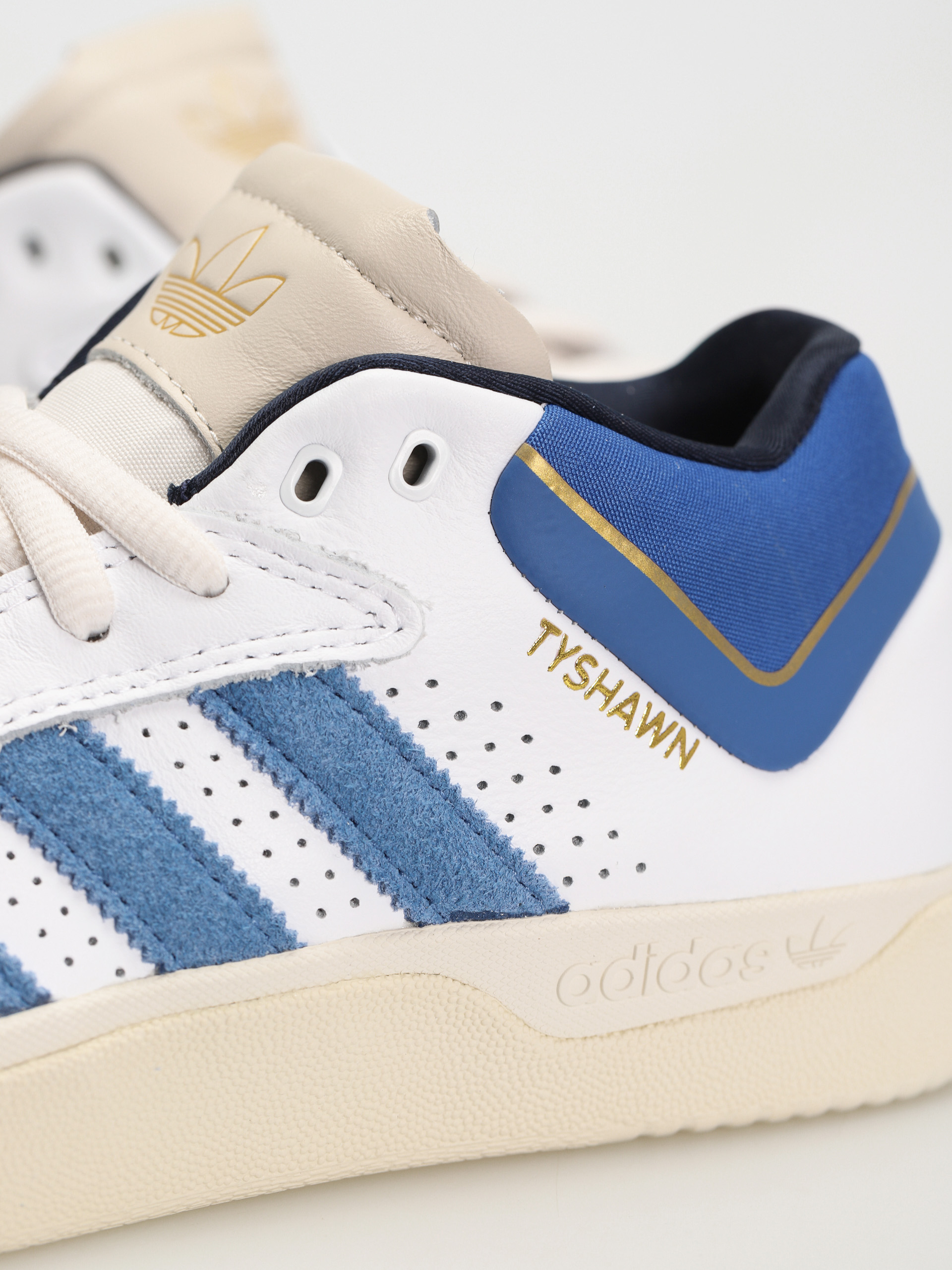 adidas Tyshawn Cipők (ftwwht/custom/royblu)