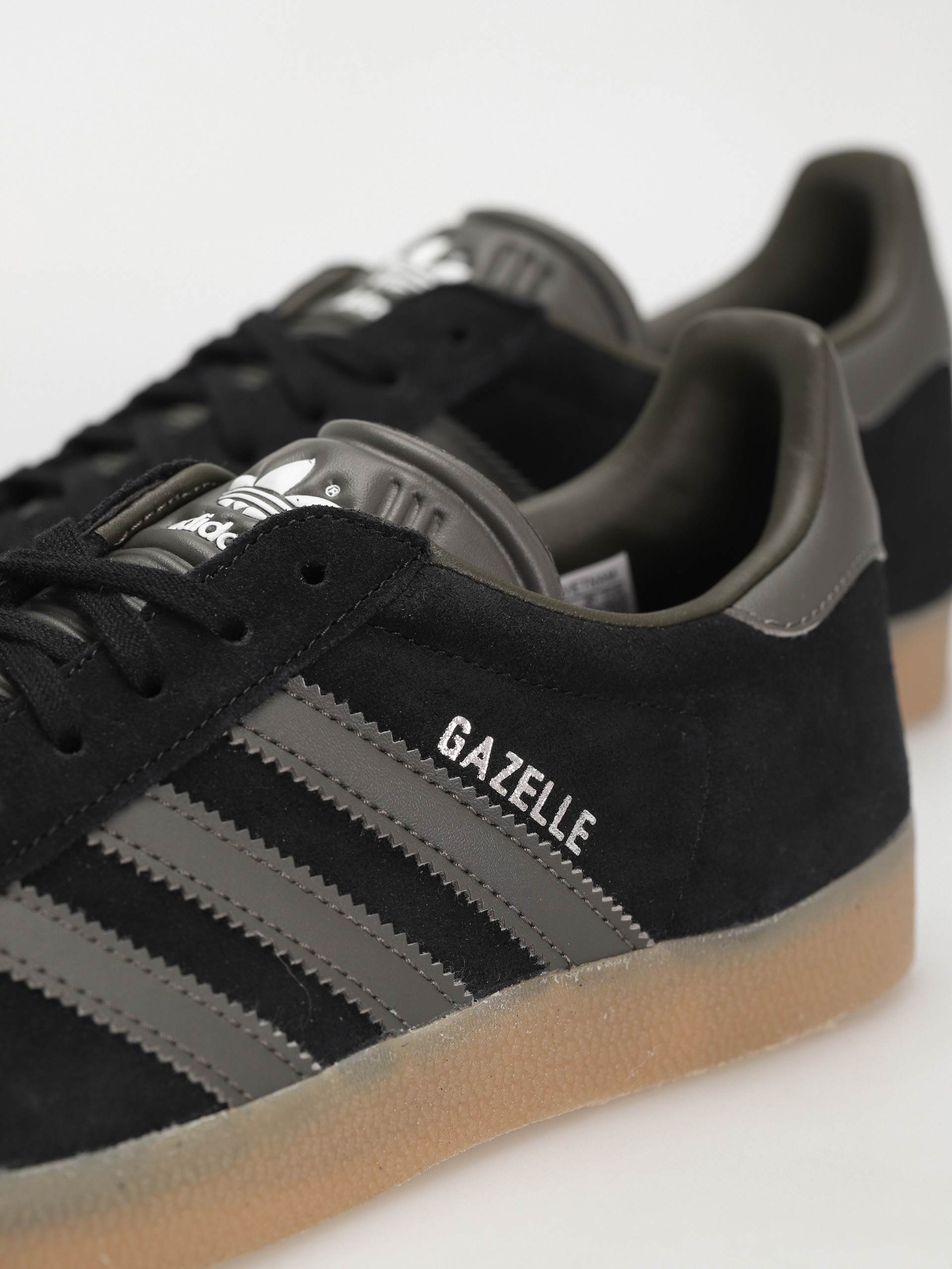 adidas Originals Gazelle Cipők (cblack/panton/ftwwht)