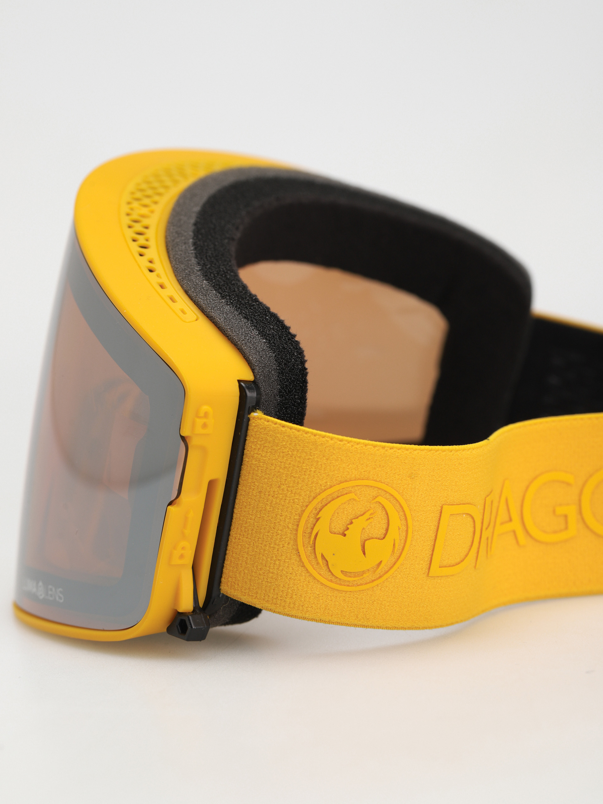 Dragon PXV2 Snowboard szemüveg (dijon/lumalens silver ion/lumalens amber)