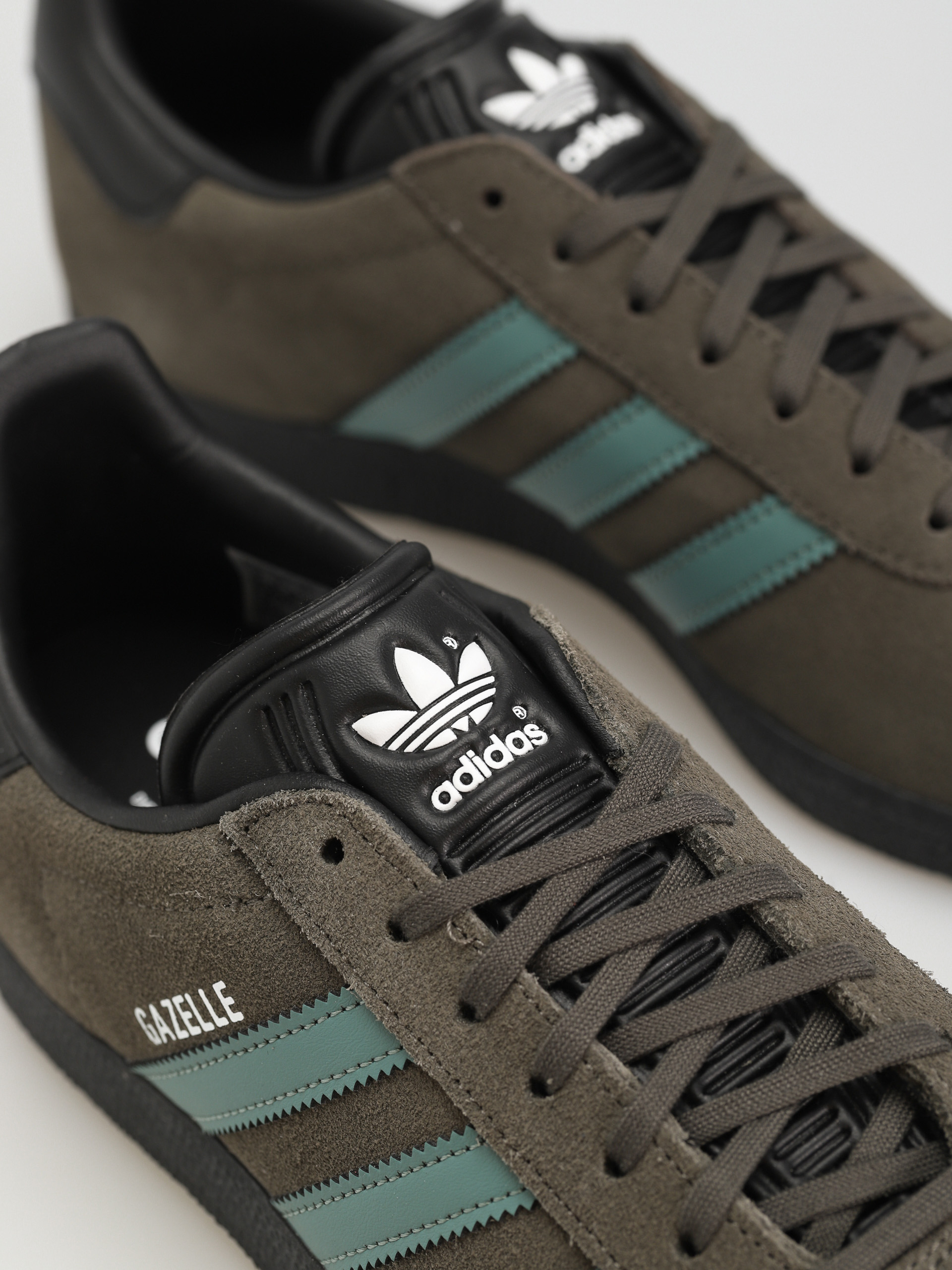 adidas Originals Gazelle Cipők (panton/panton/cblack)