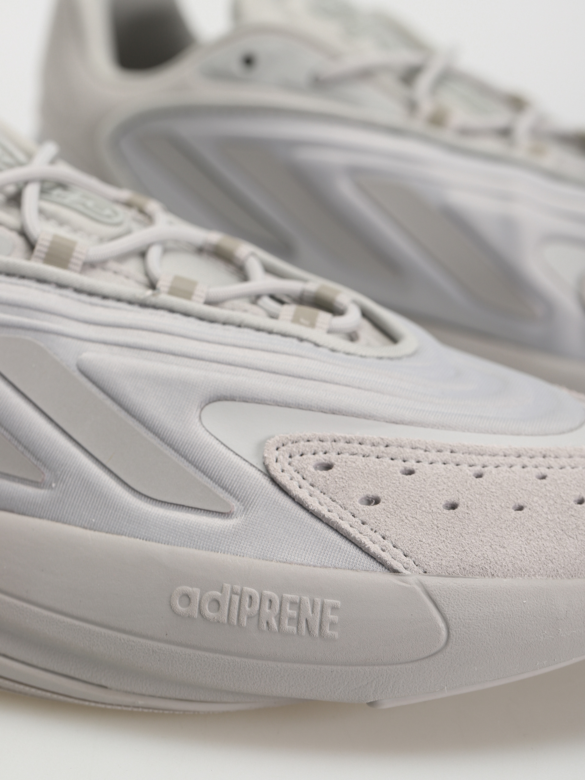 adidas Originals Ozelia Cipők (gretwo/gretwo/grefou)