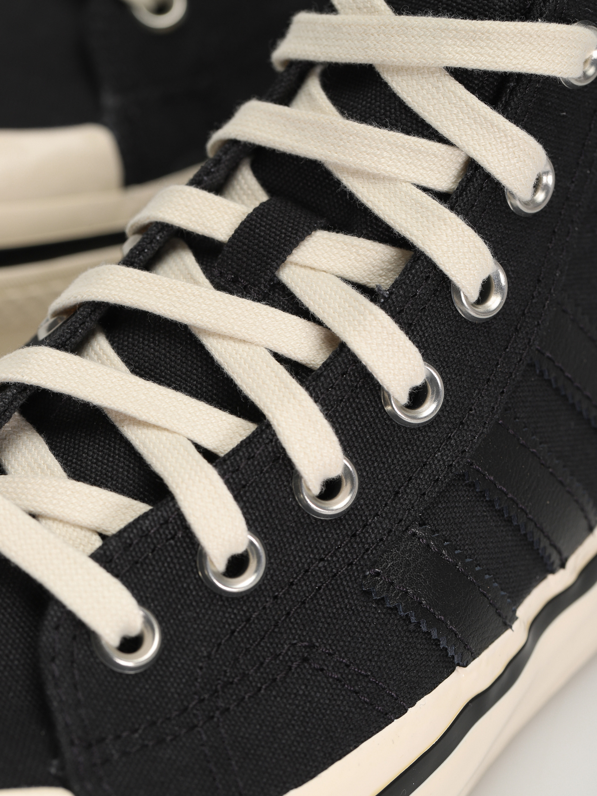 adidas Originals Nizza Hi Rf 74 Cipők (cblack/cwhite/gum3)