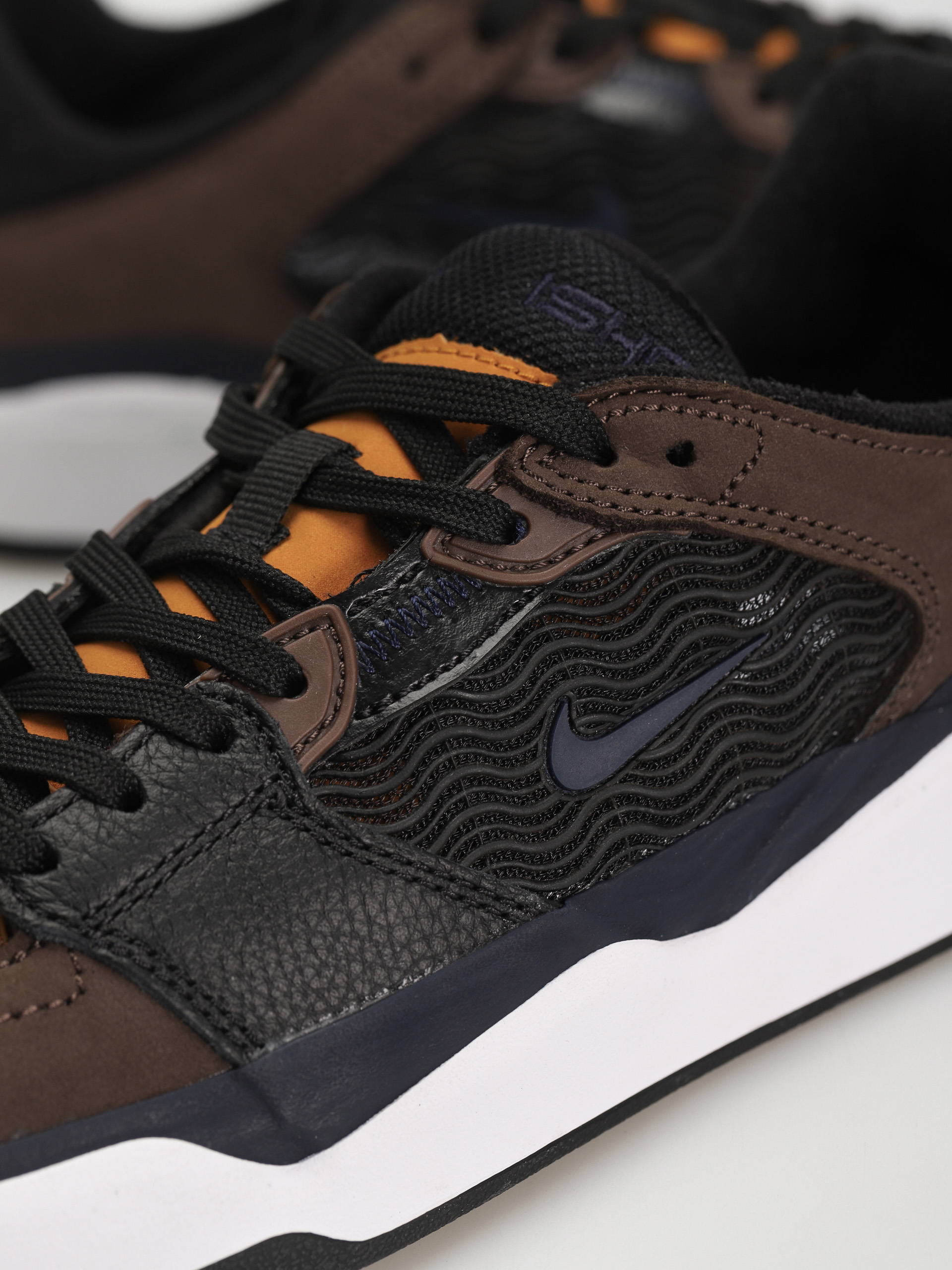Nike SB Ishod PRM Cipők (baroque brown/obsidian black)