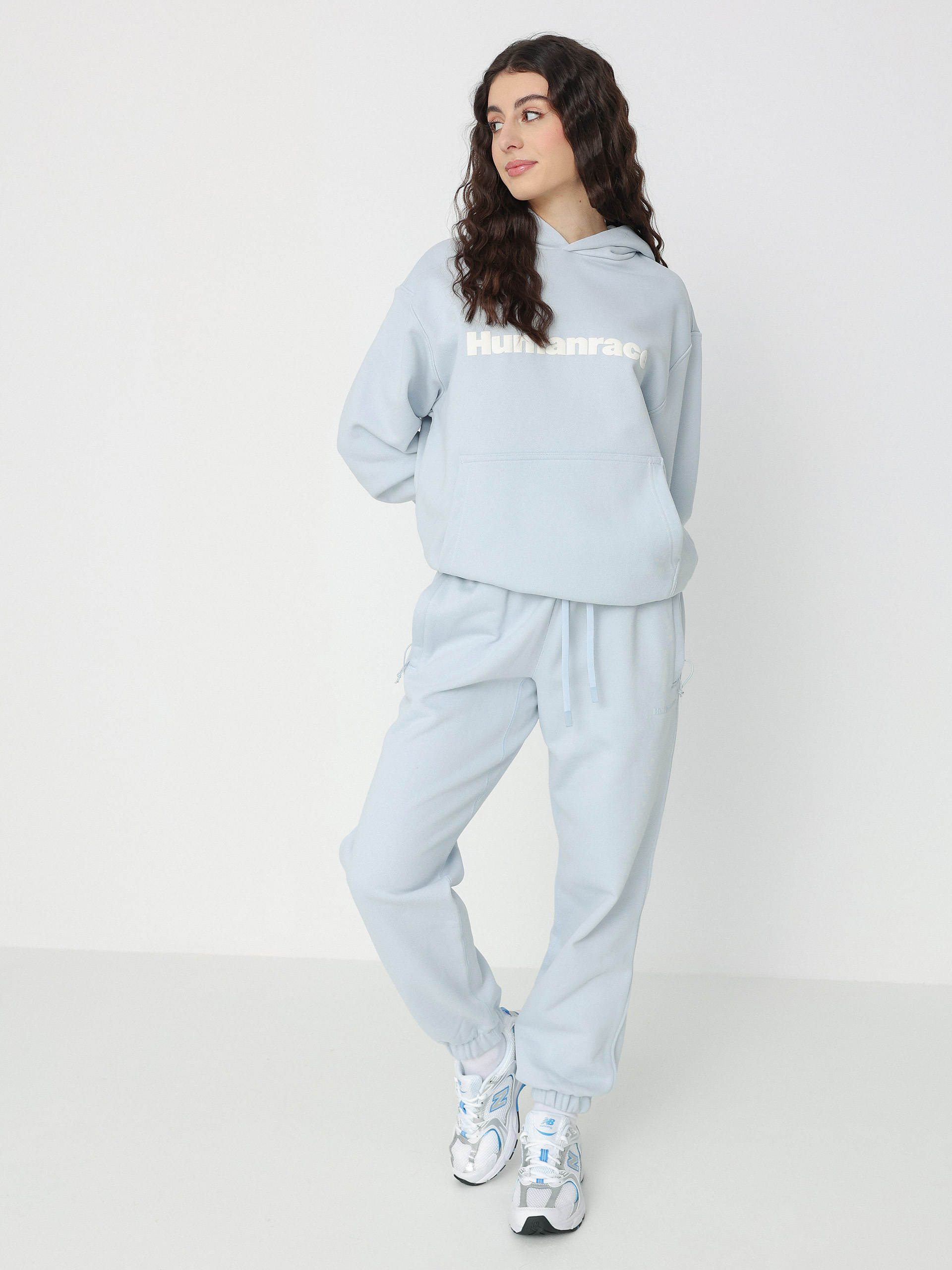 adidas Originals Pharrell Williams Basics Kisnadrág Wmn (halblu)