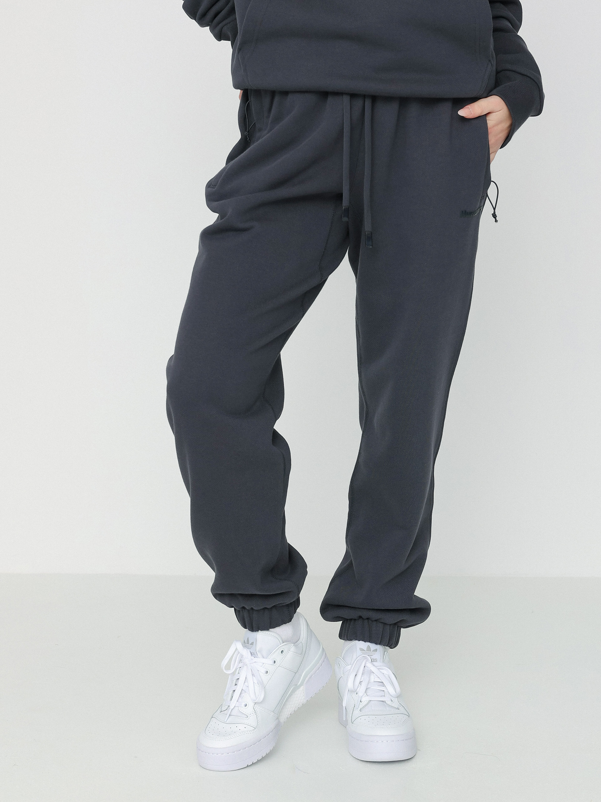 adidas Originals Pharrell Williams Basics Kisnadrág Wmn (ntgrey)