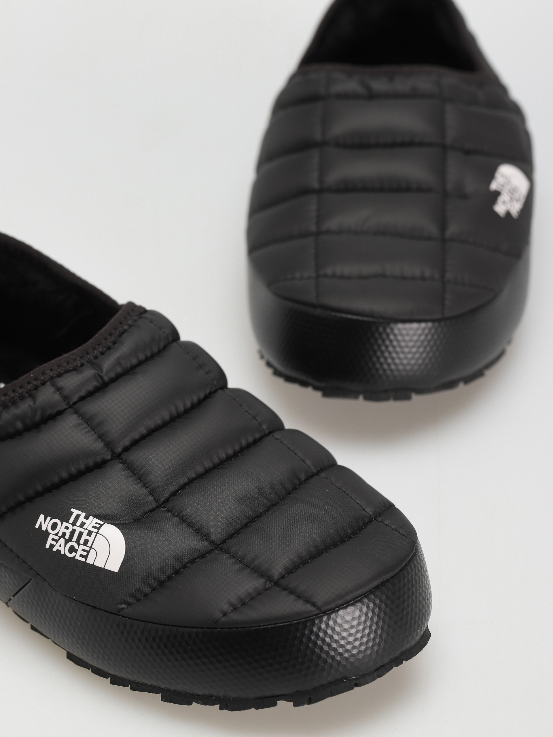 The North Face Thermoball Traction Mule V Cipők Wmn (tnf black/tnf black)