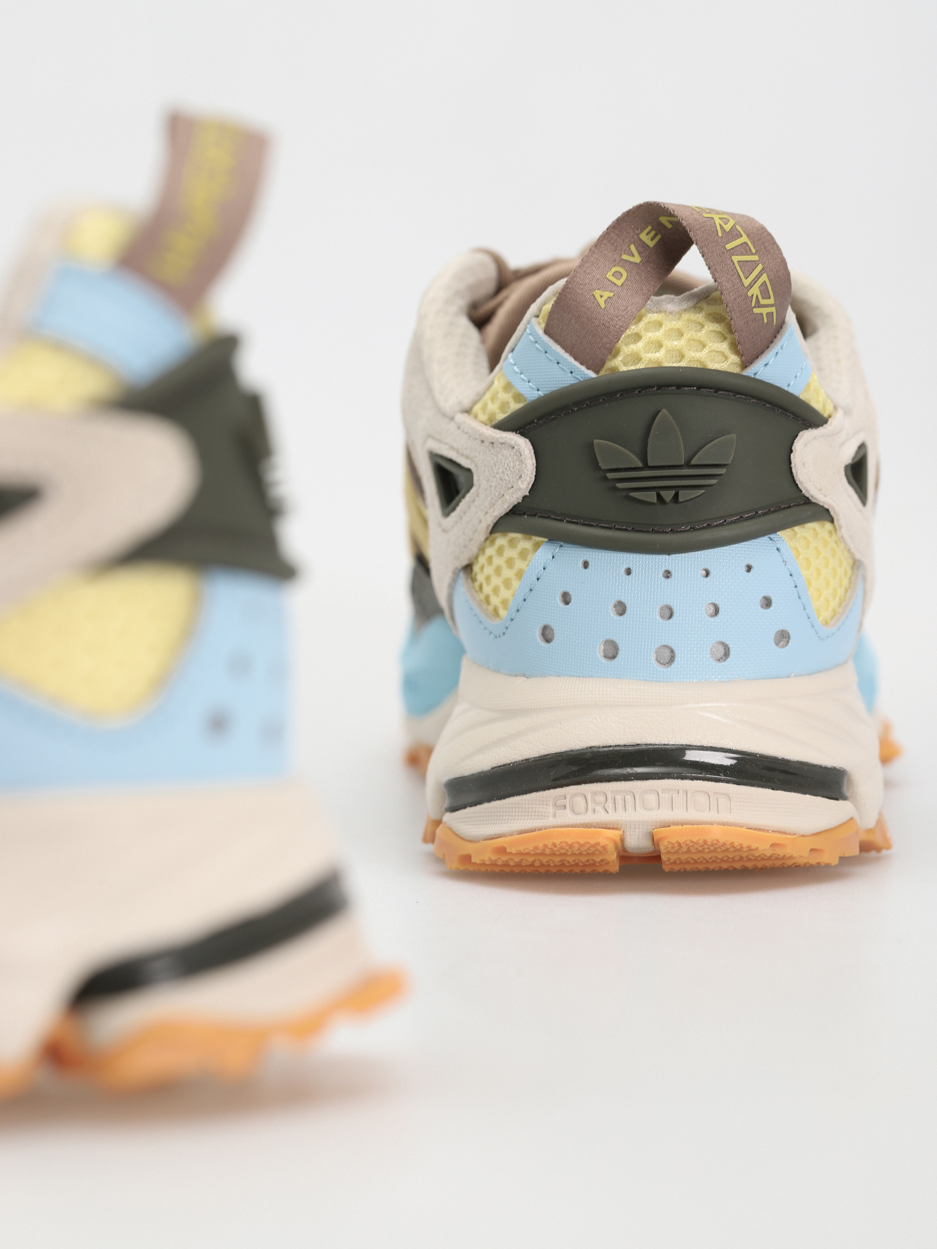 adidas Originals Hyperturf Cipők (almyel/clblue/shaoli)