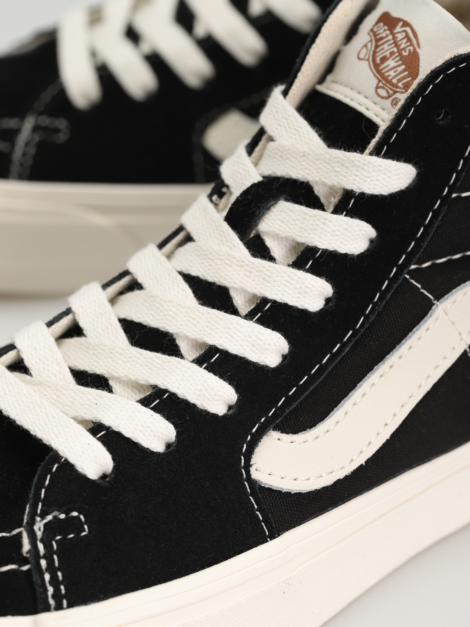 Vans Sk8 Hi VR3 Cipők (black/marshmallow)