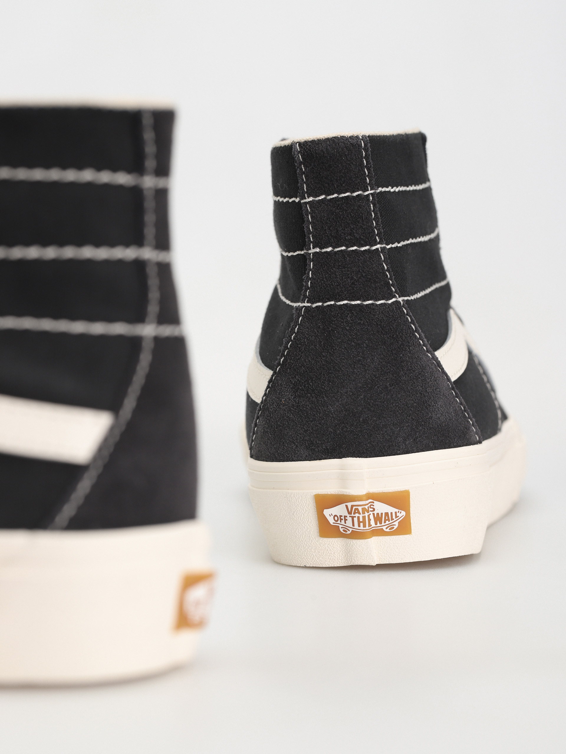 Vans Sk8 Hi Tapered VR3 Cipők (raven/marshmallow)