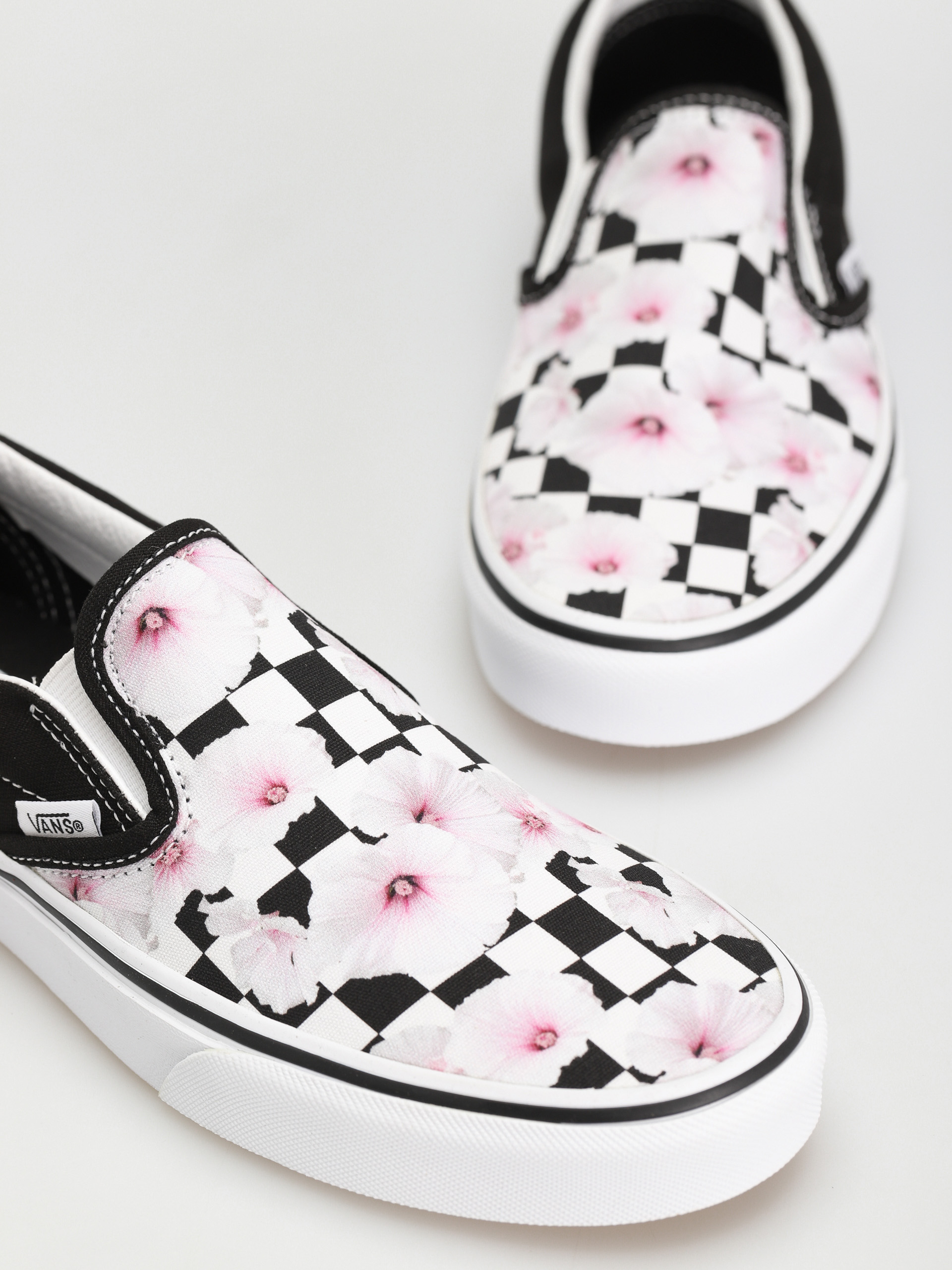 Vans Classic Slip On Cipők Wmn (hibiscus checkerboard black)