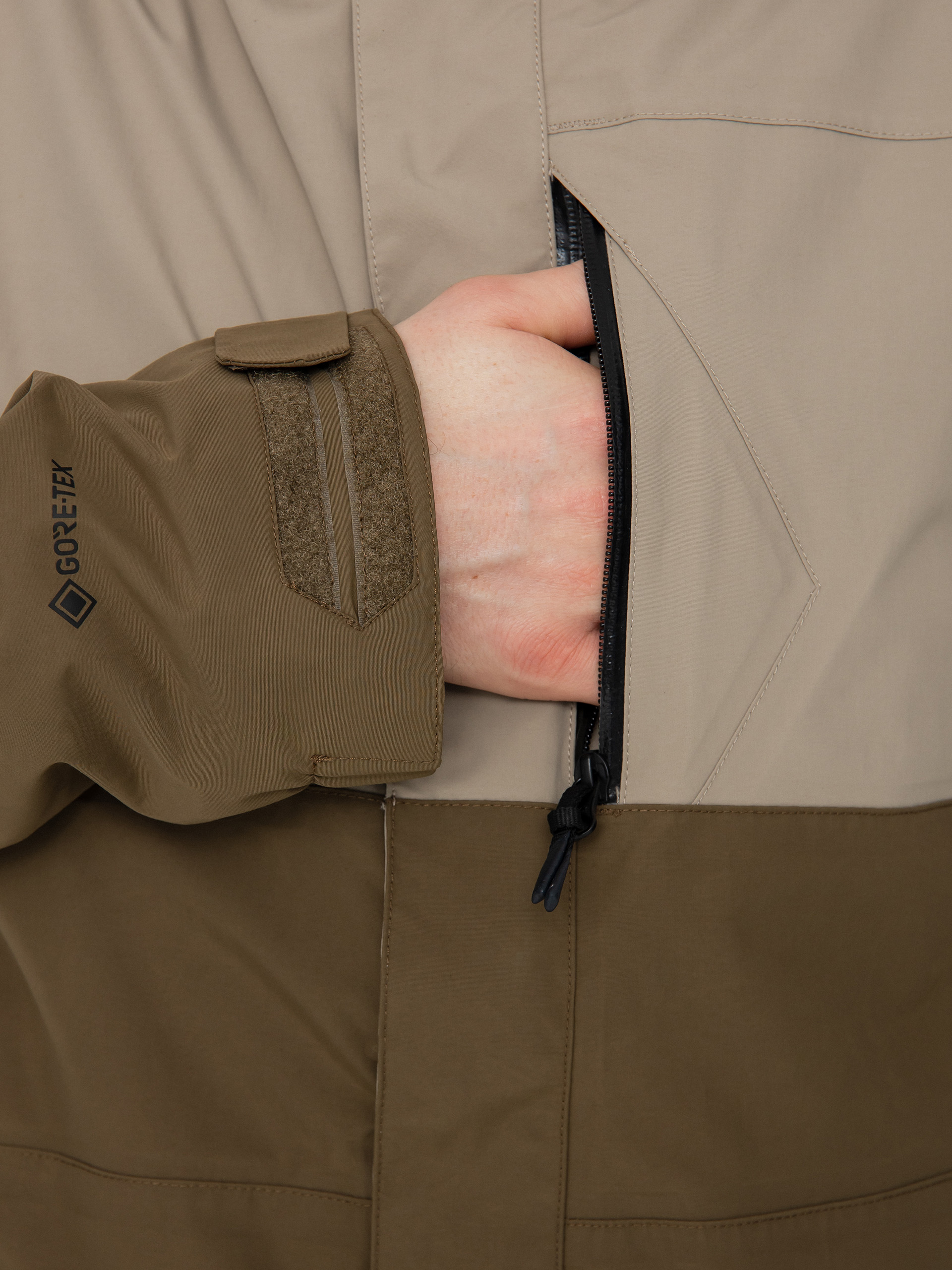 Férfi Volcom L Gore Tex Snowboard dzseki (dark khaki)