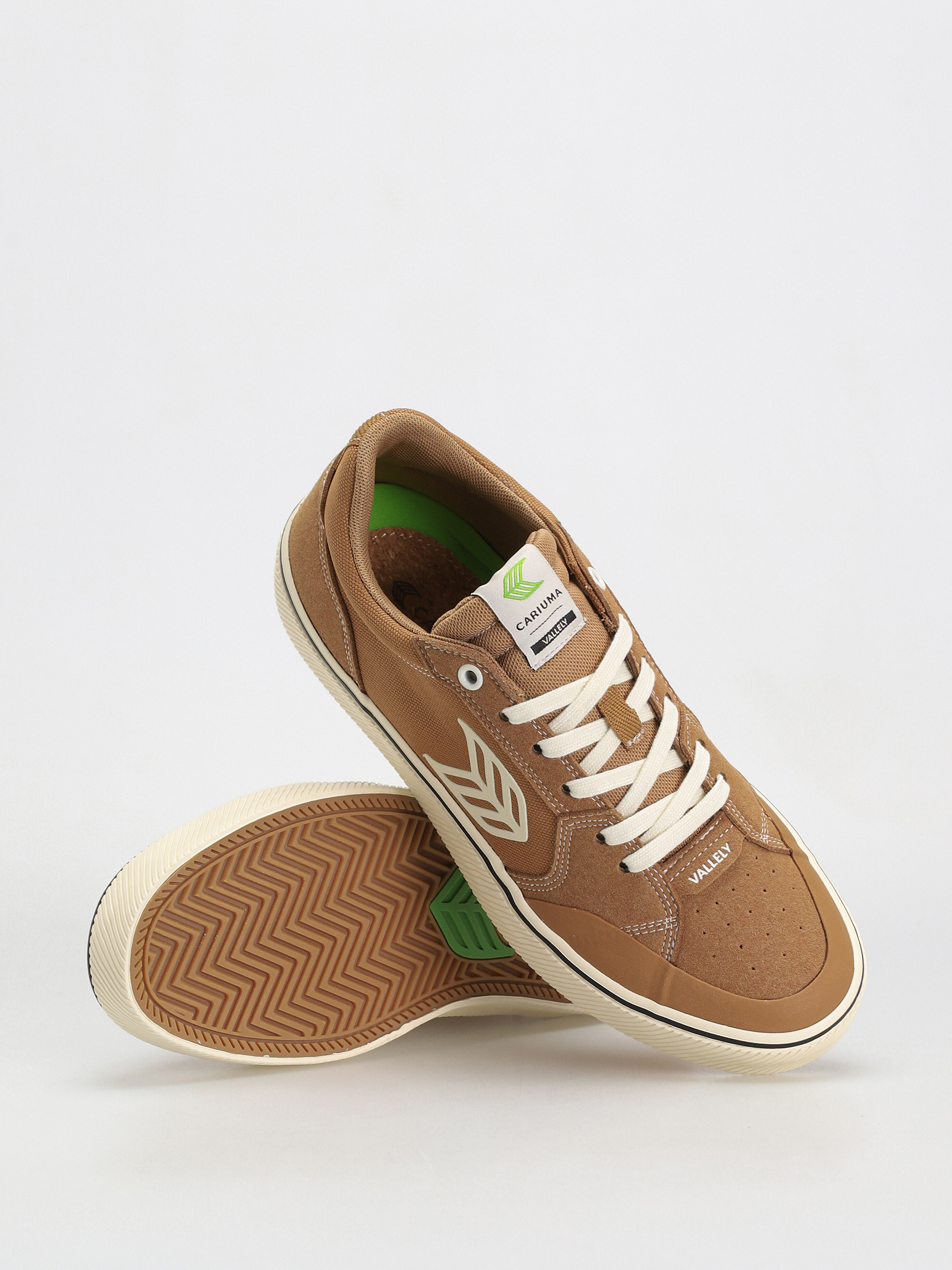 Cariuma Vallely Cipők (camel/ivory)