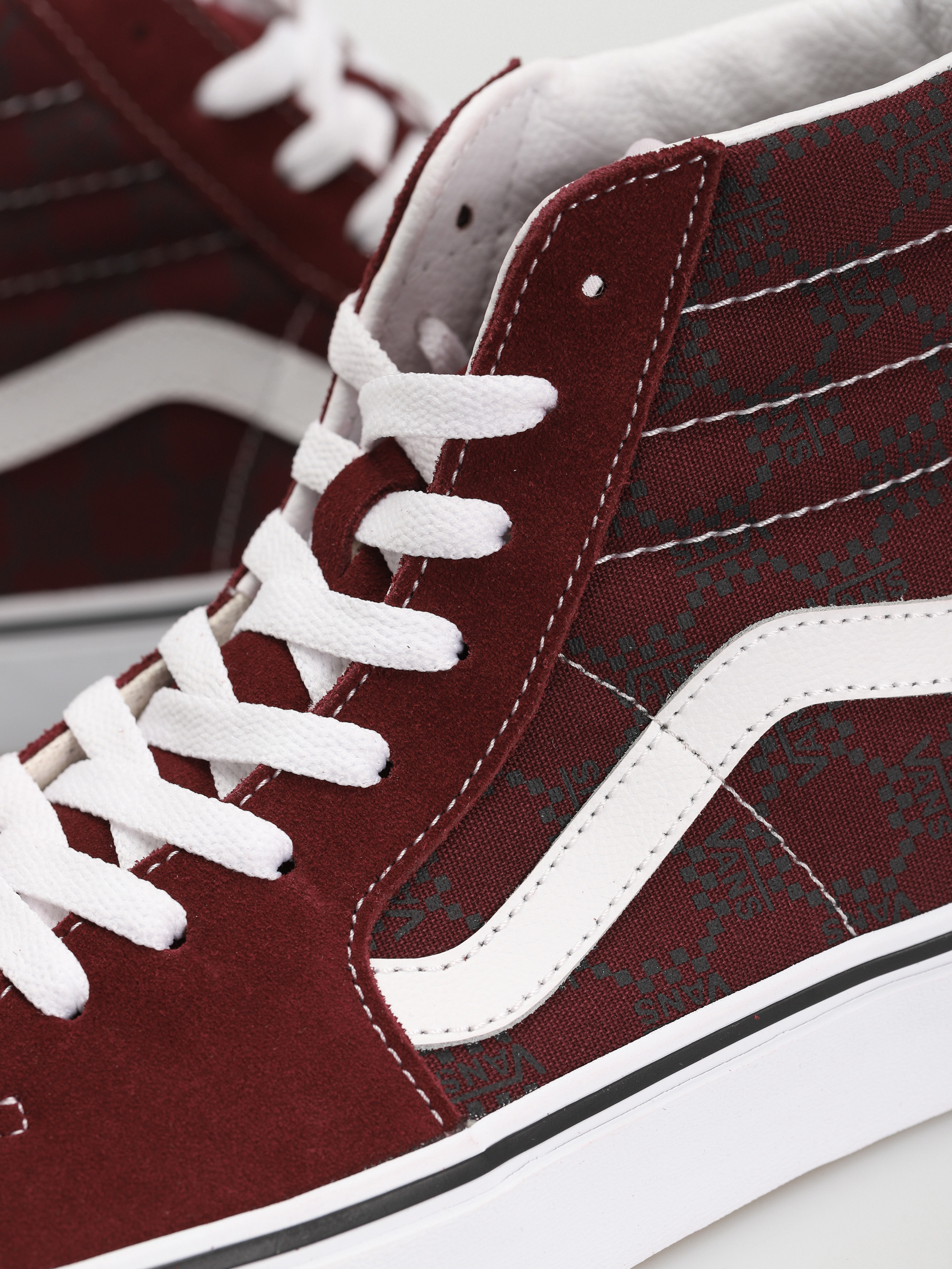 Vans Sk8 Hi Cipők (monogram port royale)
