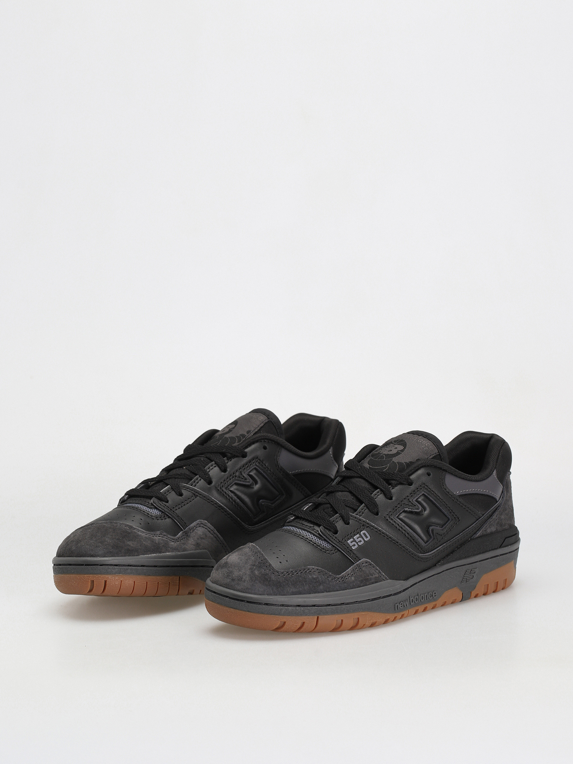 New Balance 550 Cipők (black/gum/white)